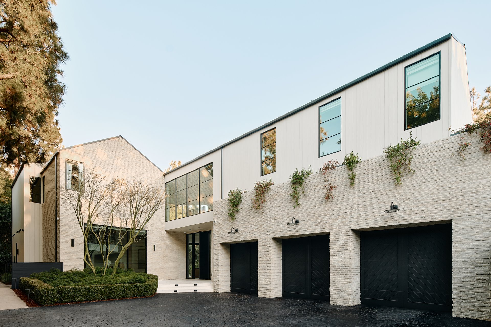1054 Angelo Dr, Beverly Hills