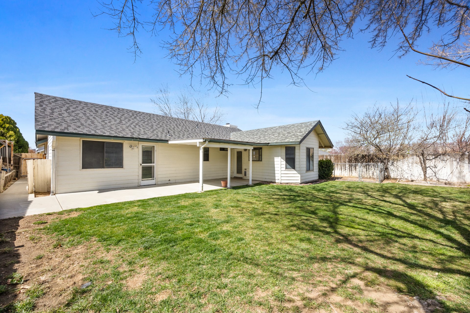 Charming Downtown Tehachapi Home – 1150 Magnolia Court