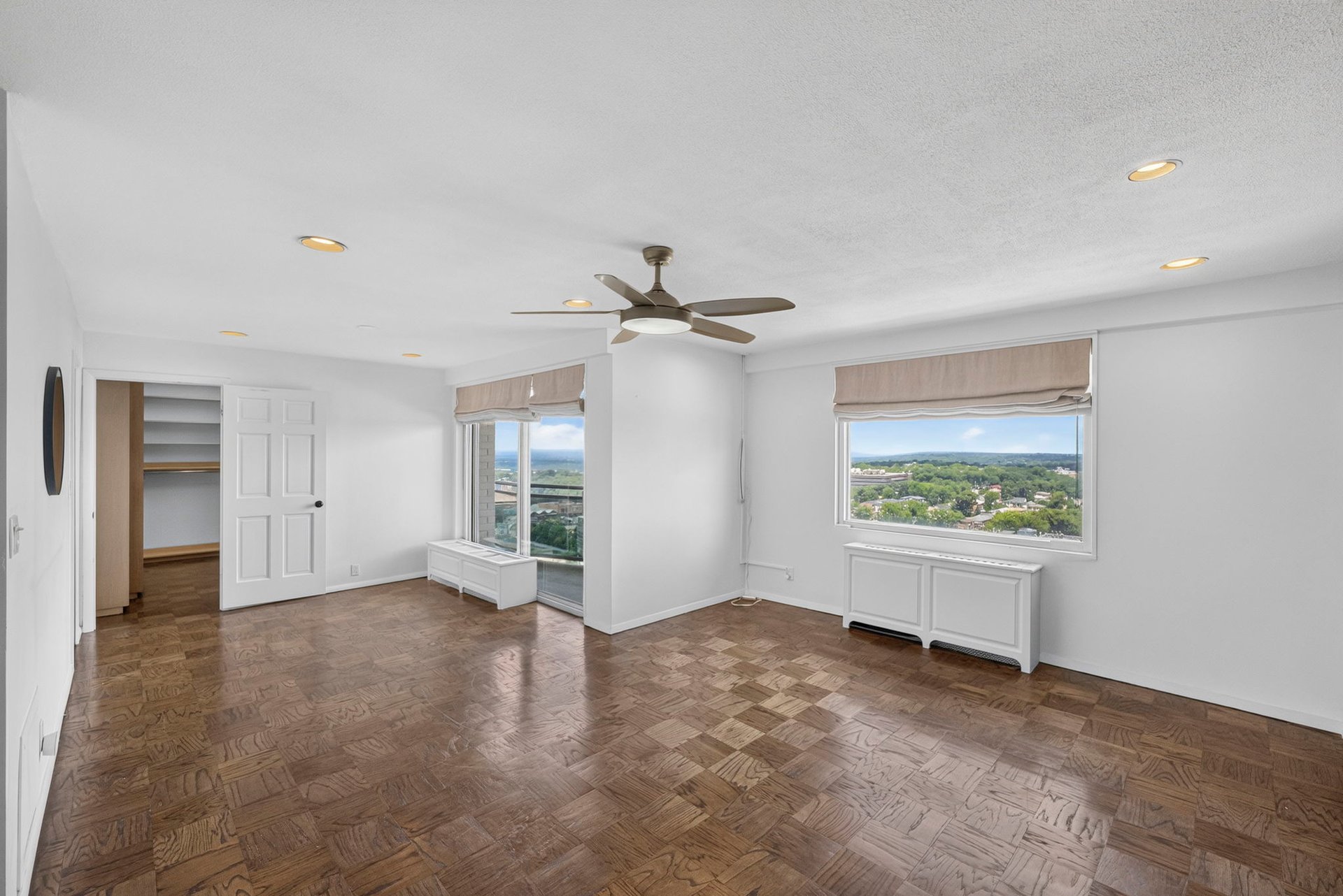 2077 Center Avenue PHB