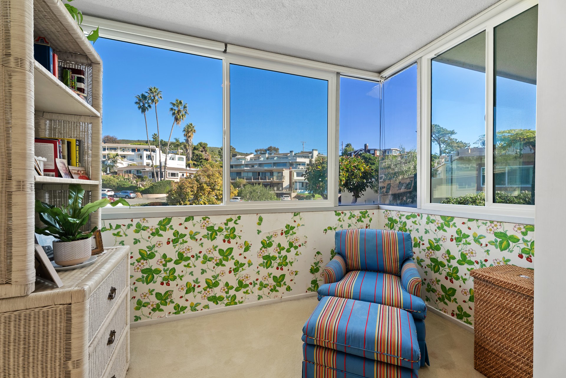 631 Cliff Dr.