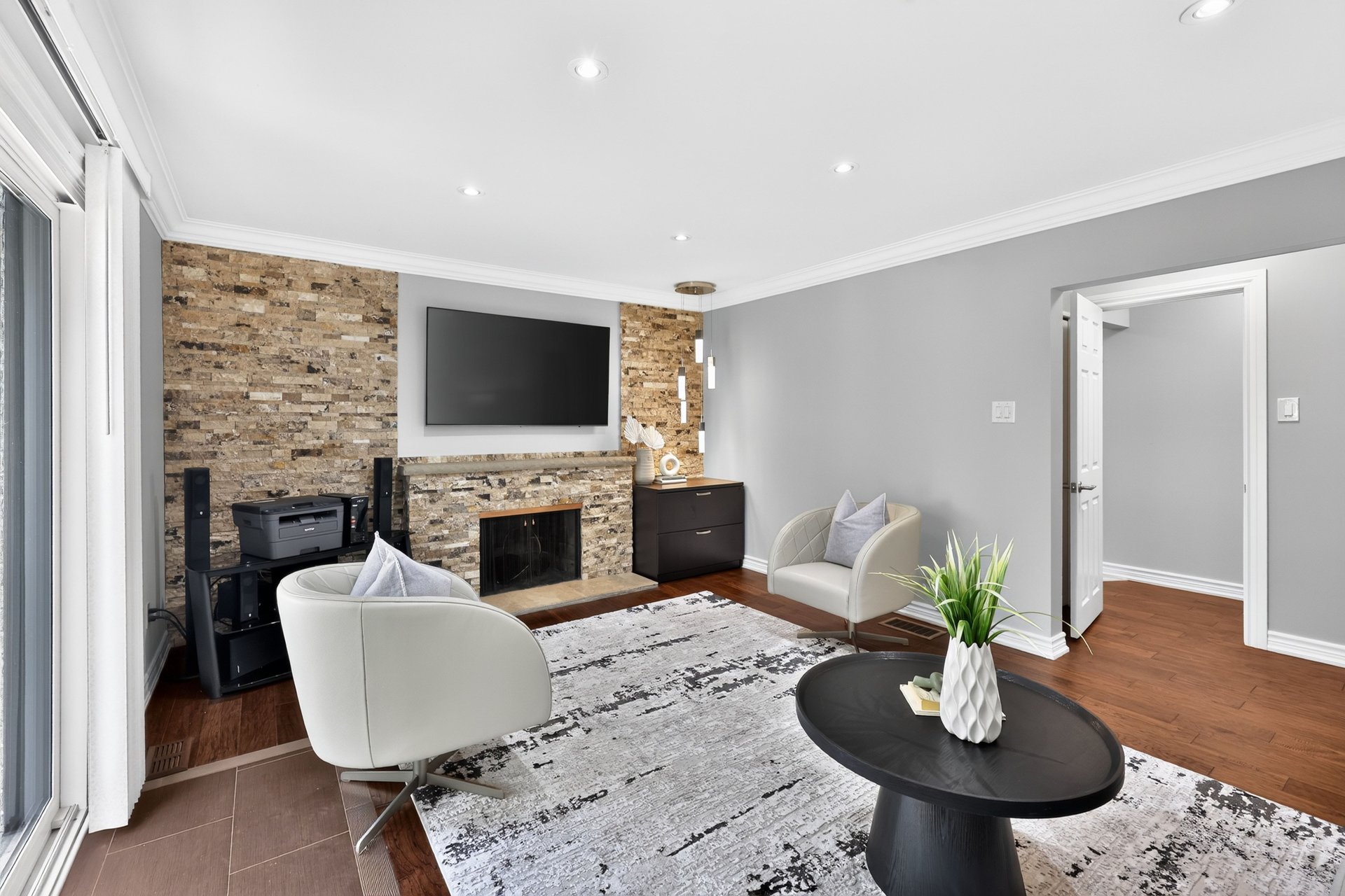 1873 Briarcrook Cres
