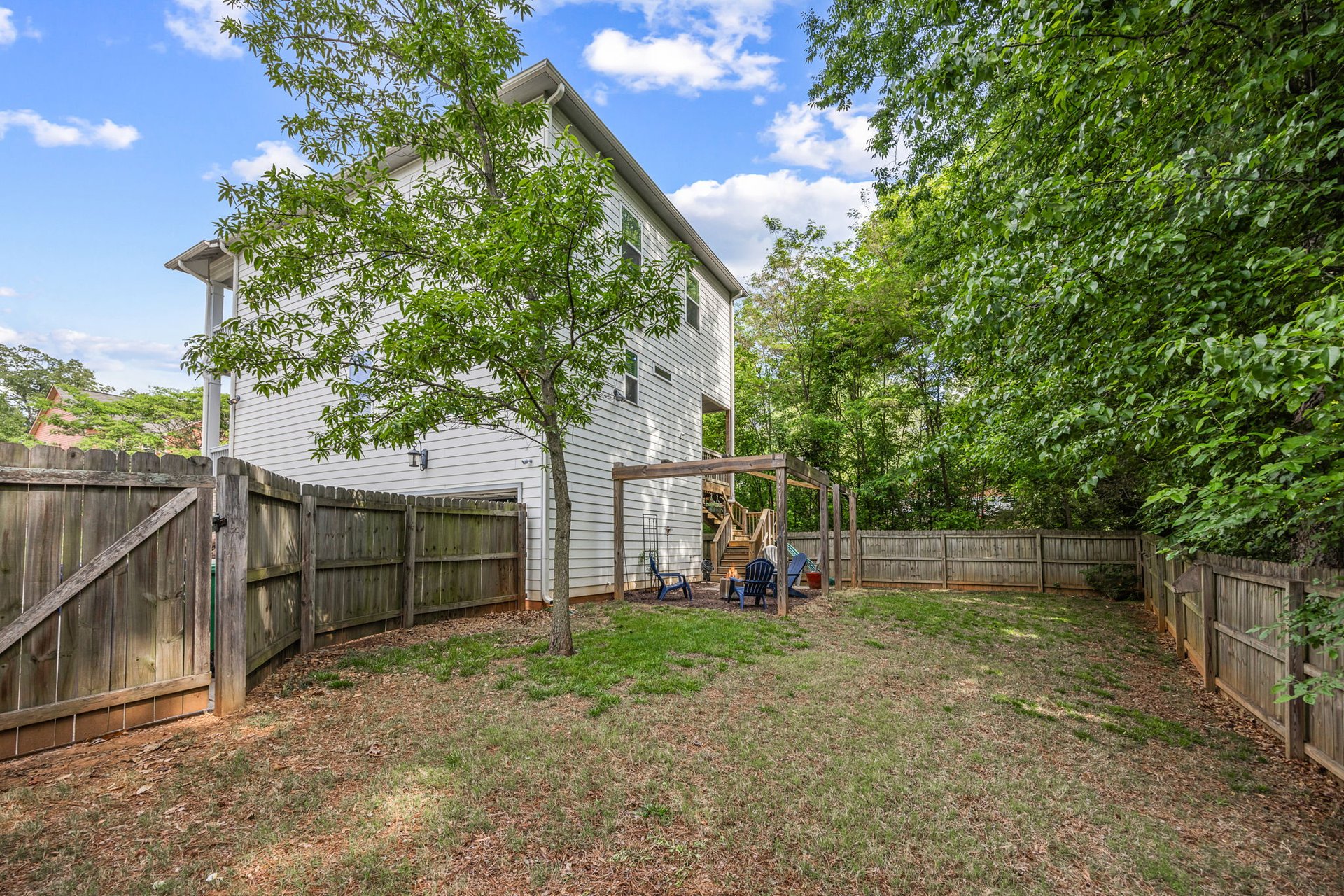 2136 Oak Knob Drive, Decatur, Georgia 30032