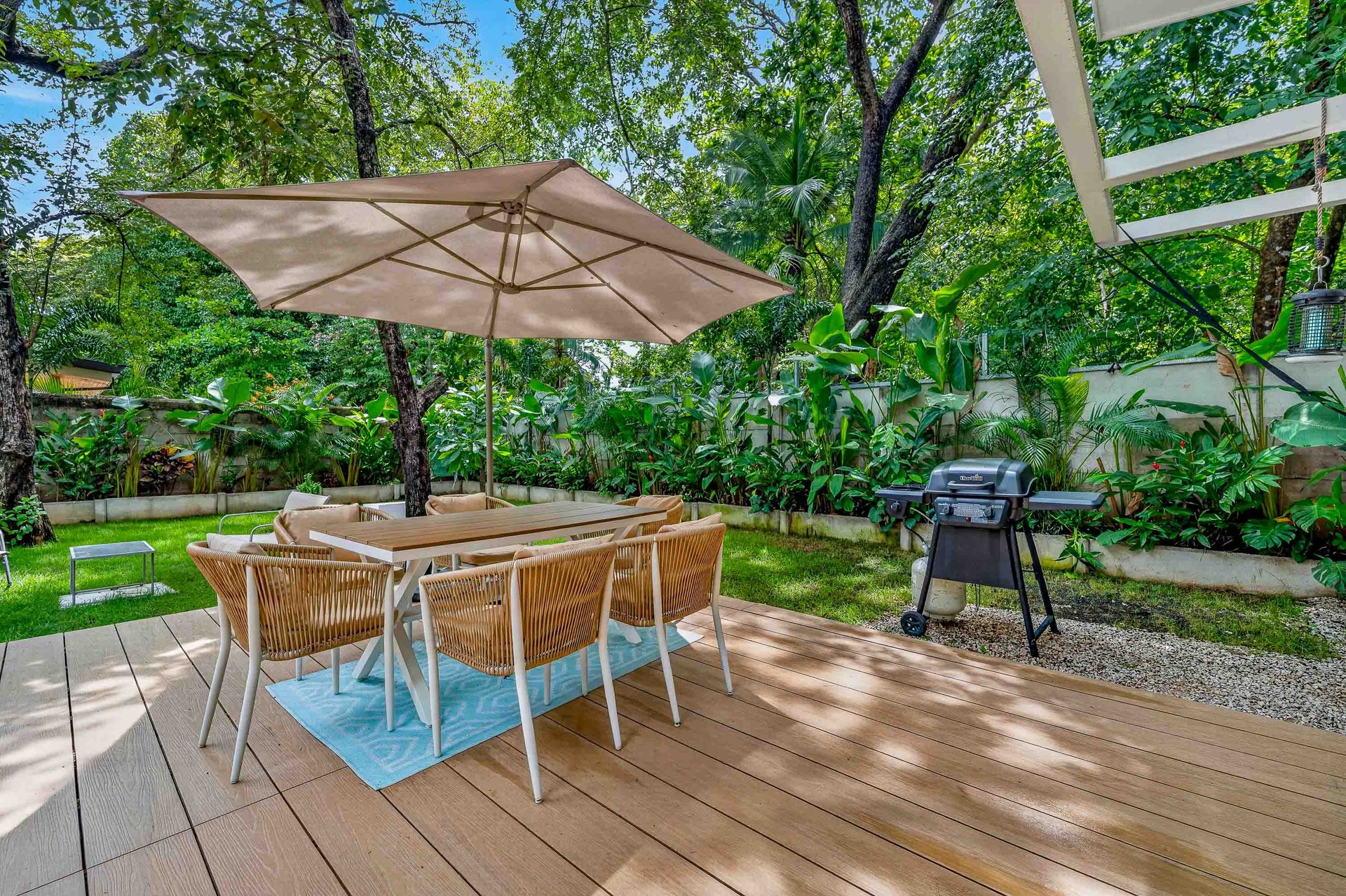 Hakuna Matata Villa Boutique | 3-Bedroom Tropical Home Near Playa Potrero
