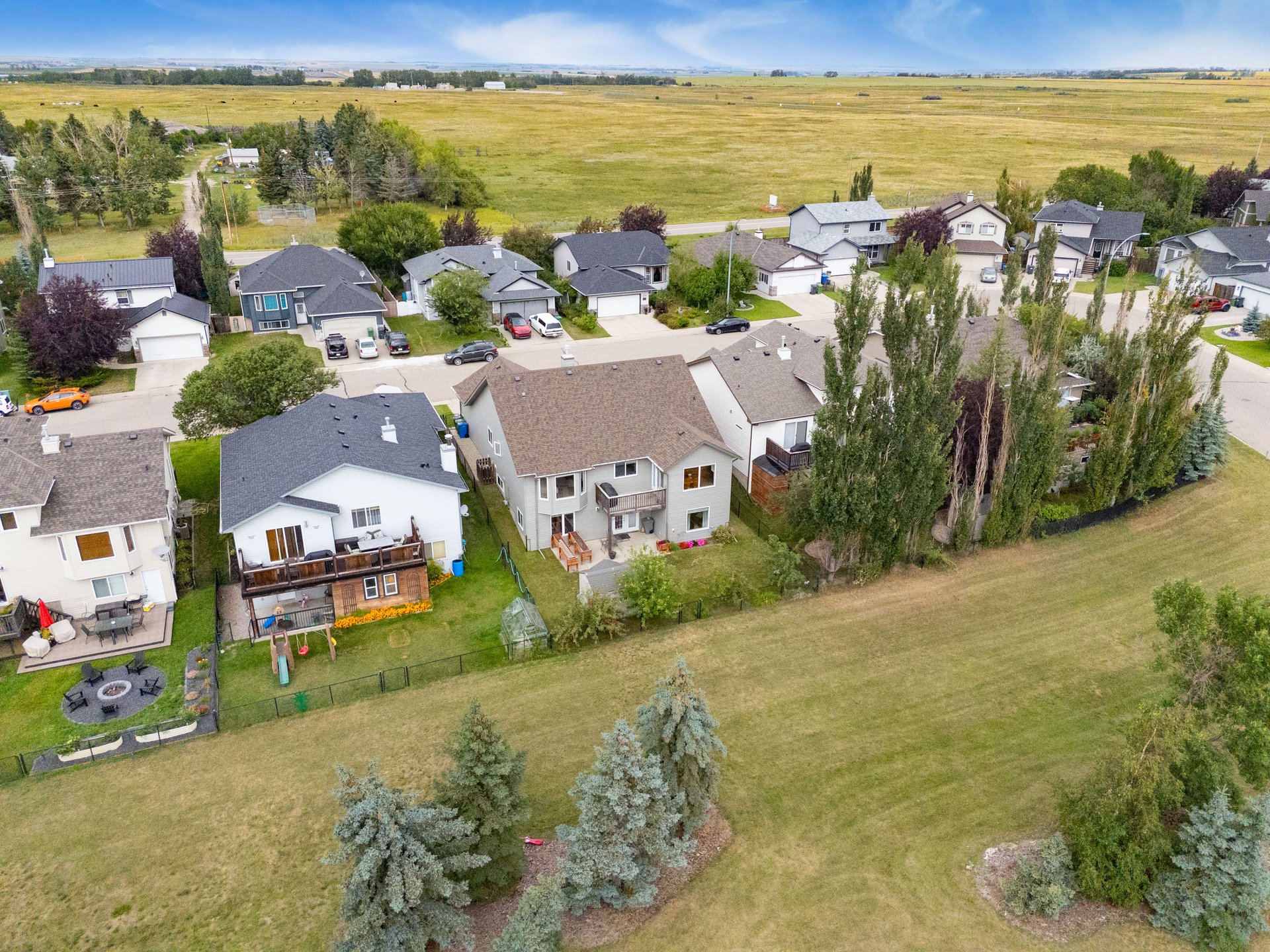 499 Highland Close