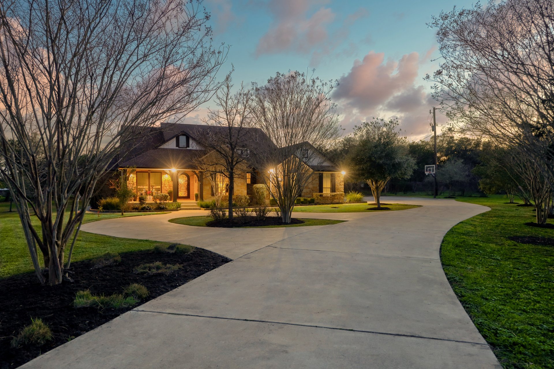 8601 Zyle Road 