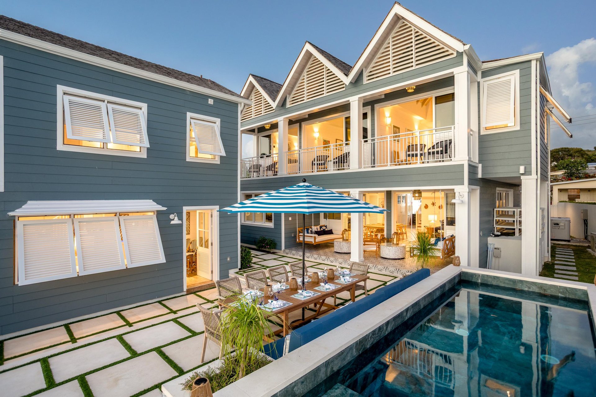 Sea Breeze Beach House 