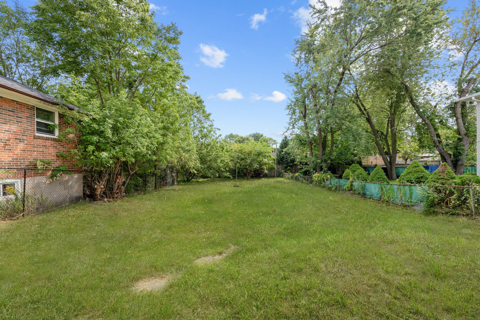 107 Finch Avenue East 