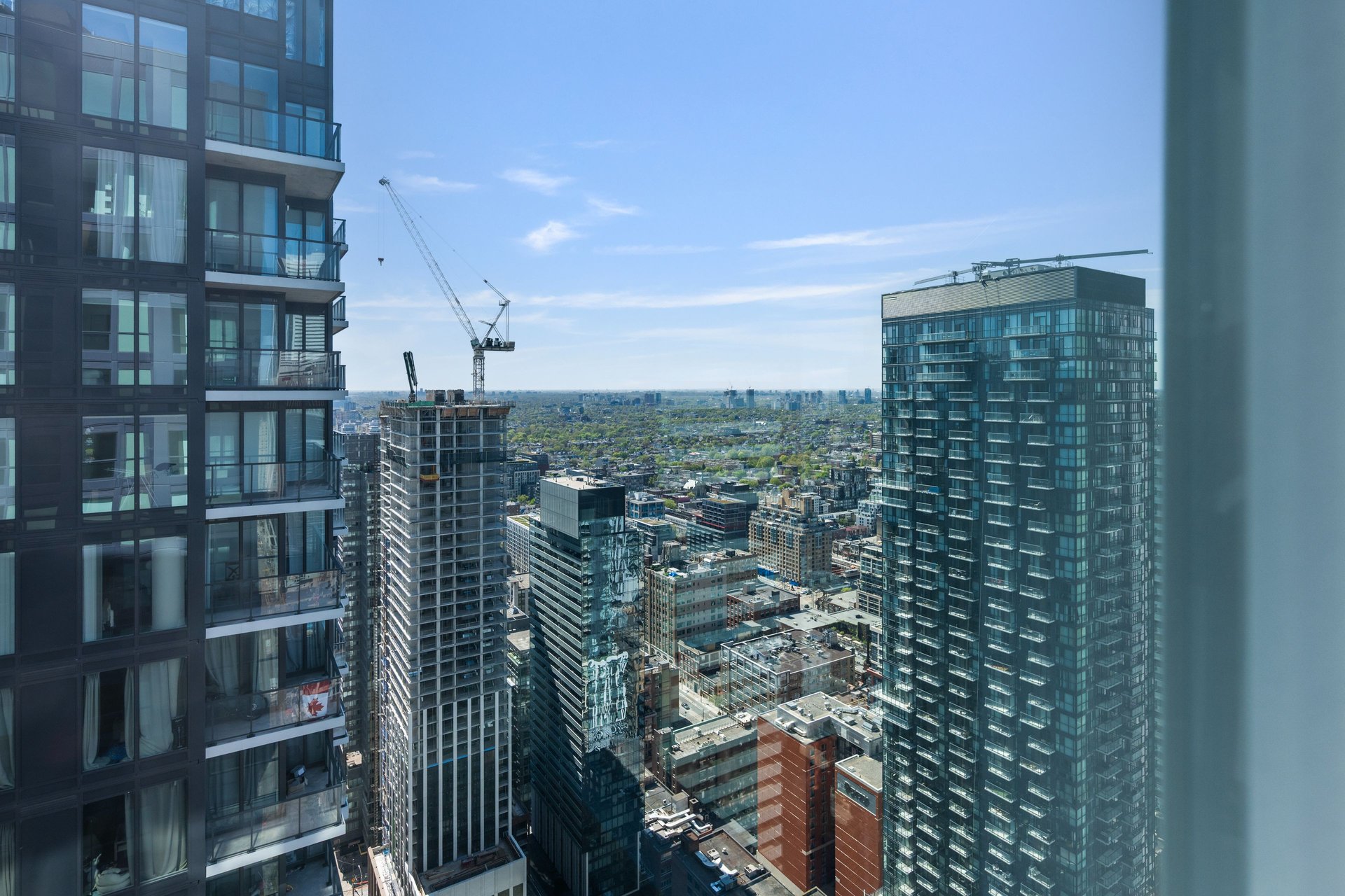 327 King Street W Unit: 4605