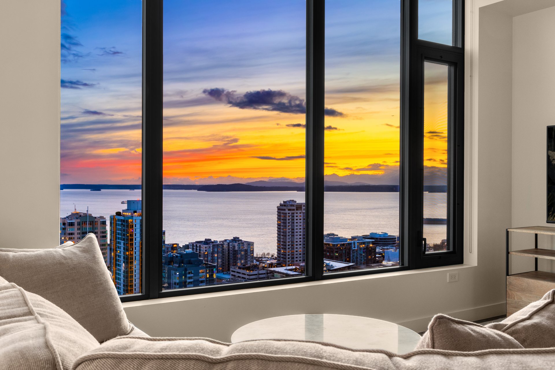 2510 6th Ave Unit 3105