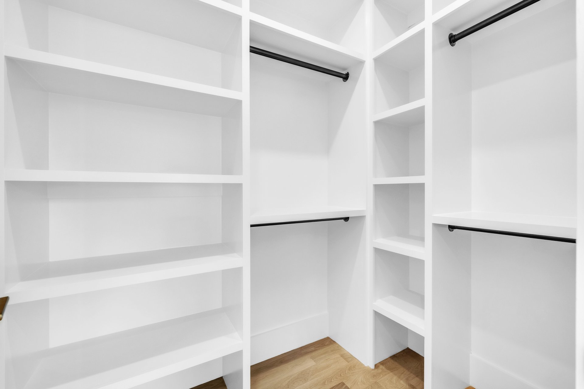 East Ave, Unit A