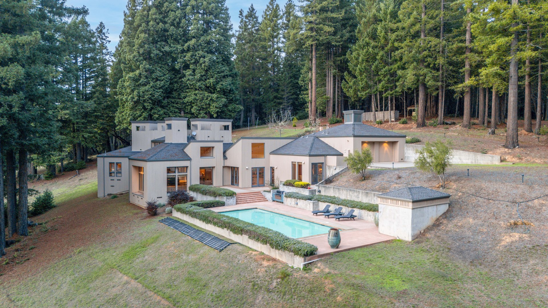 The Redwood Canopy House