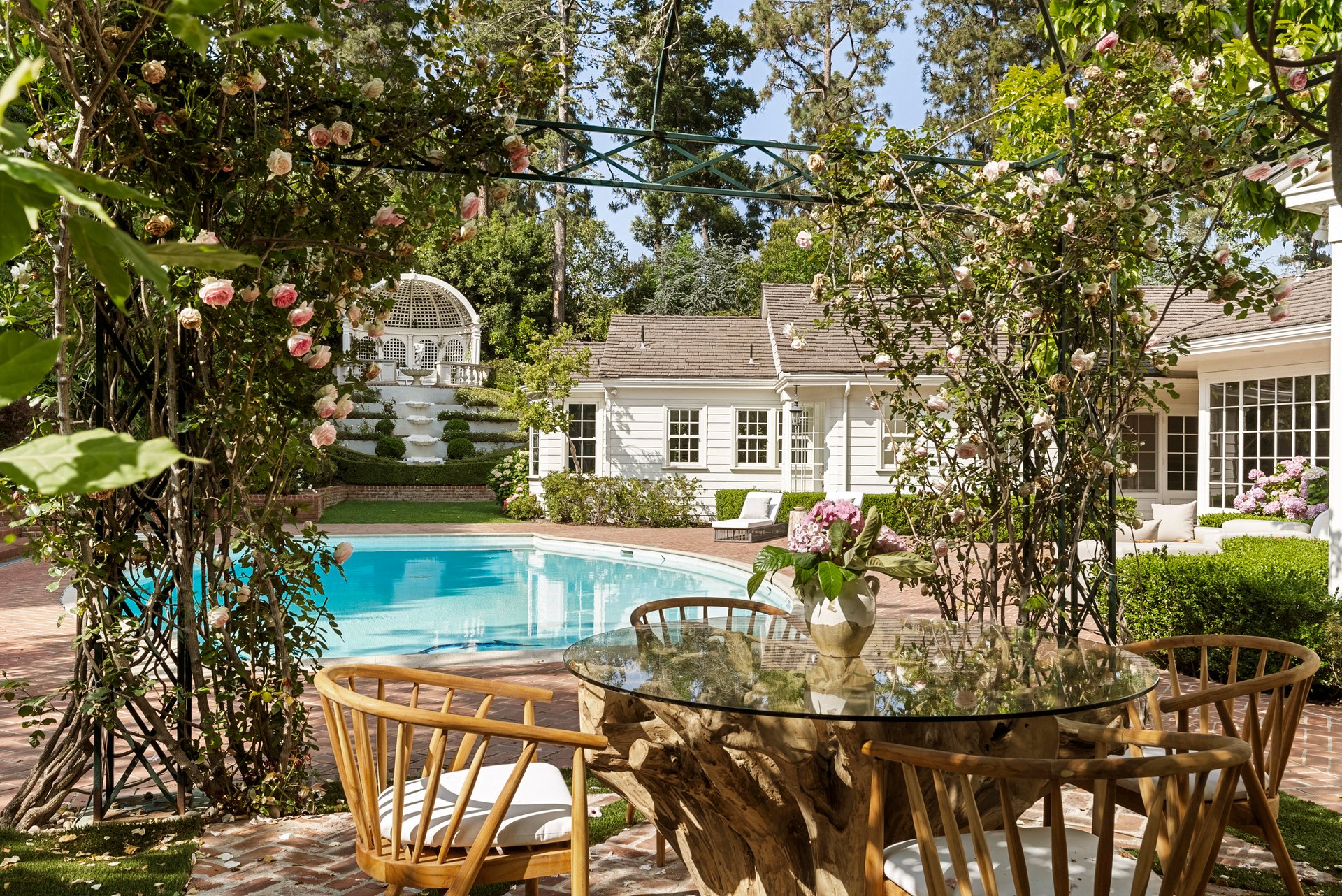1001 N Crescent Dr, Beverly Hills 