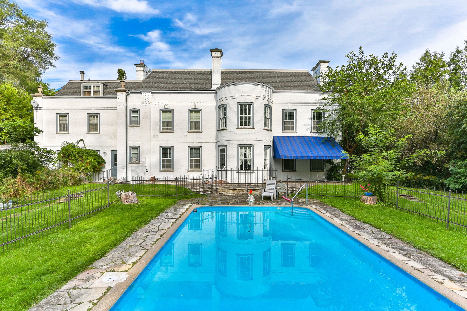 Georgian Revival Estate