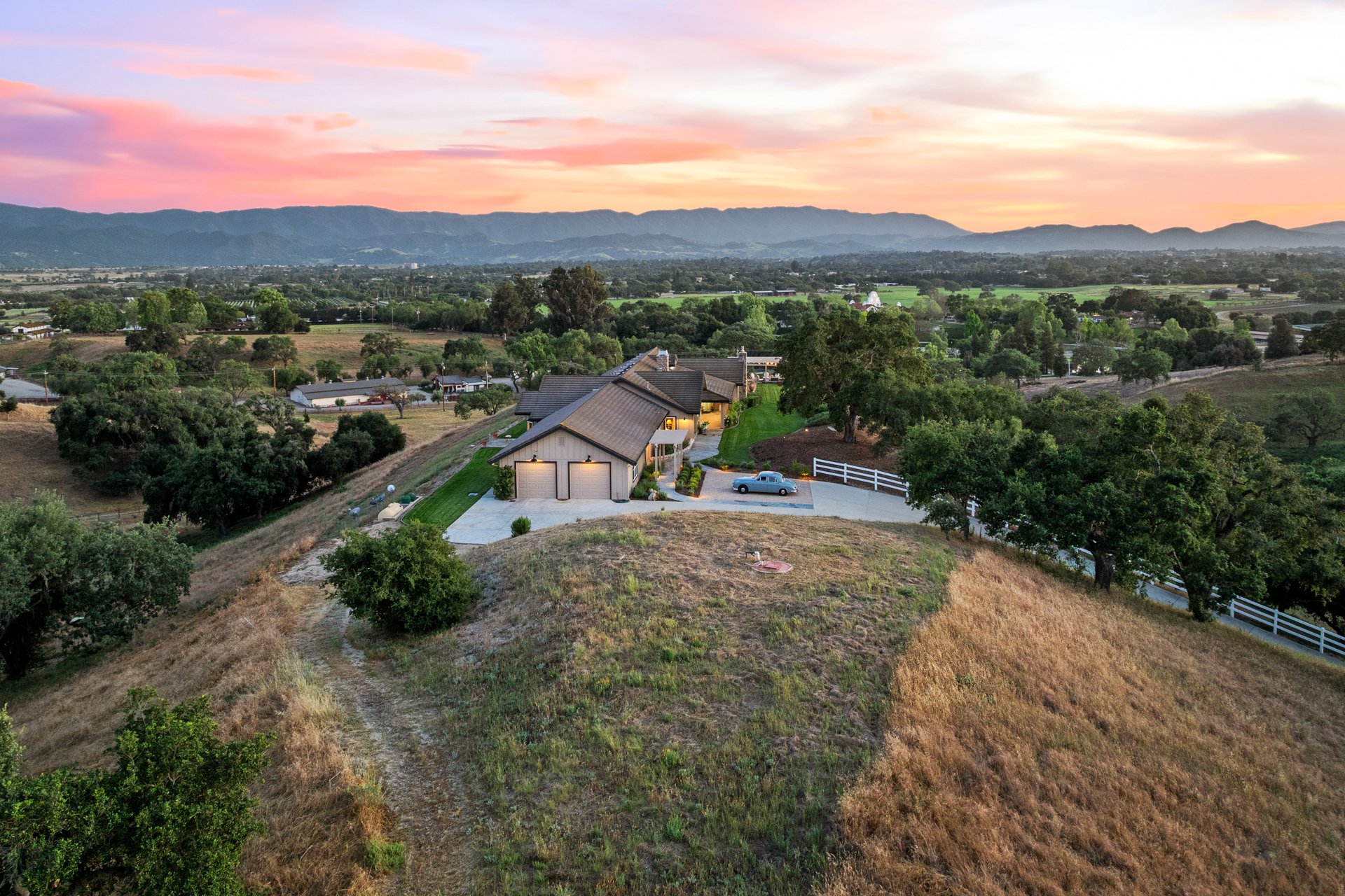 Modern Farmhouse with Sweeping Valley Views