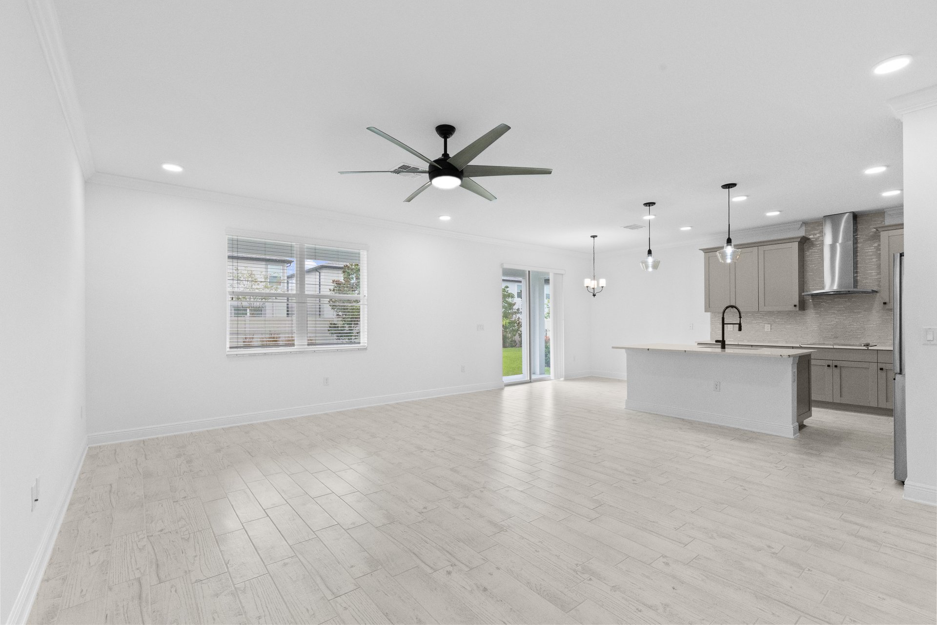 7421 Notched Pine Bend