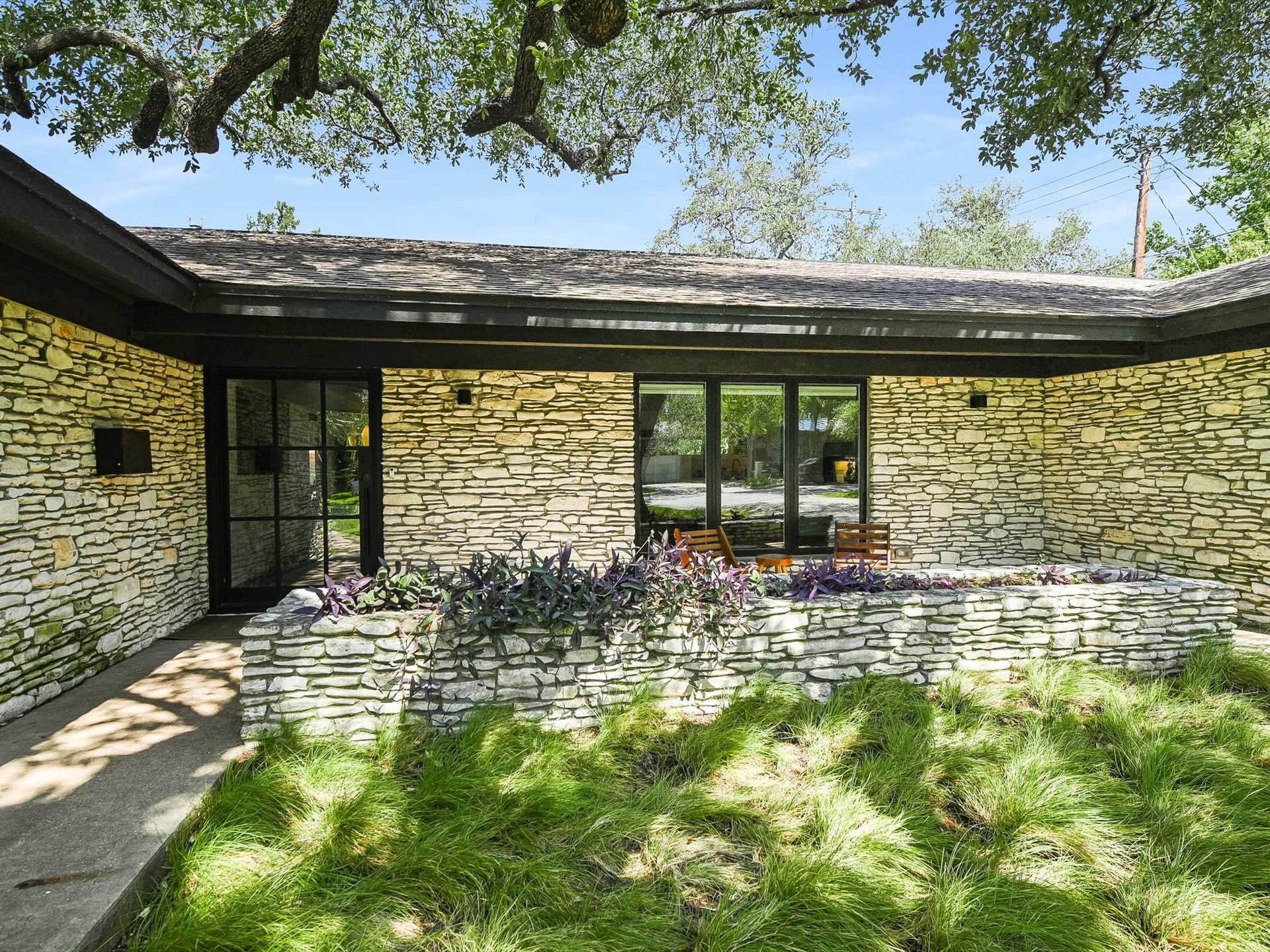 4508 Erin LN