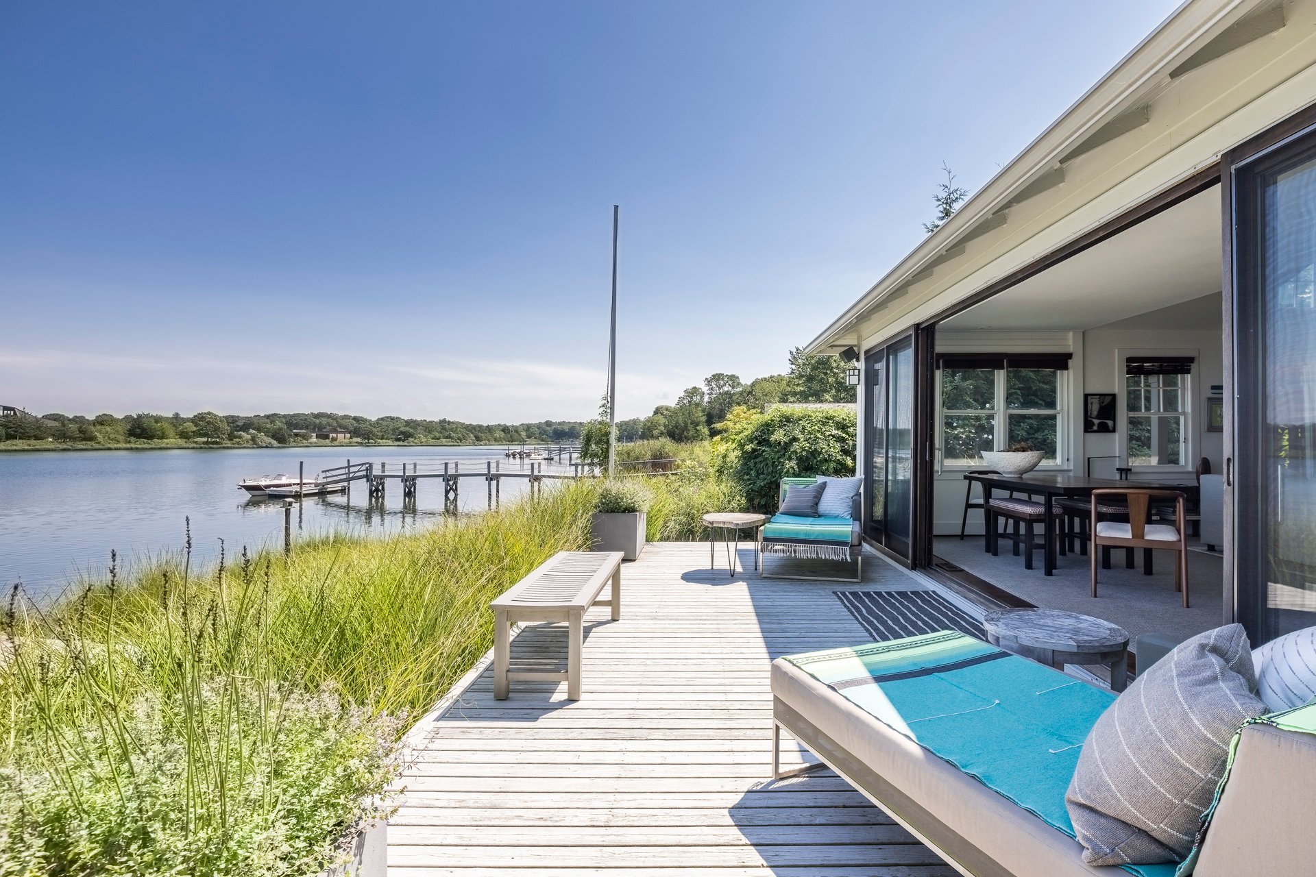 3 BayView Rd