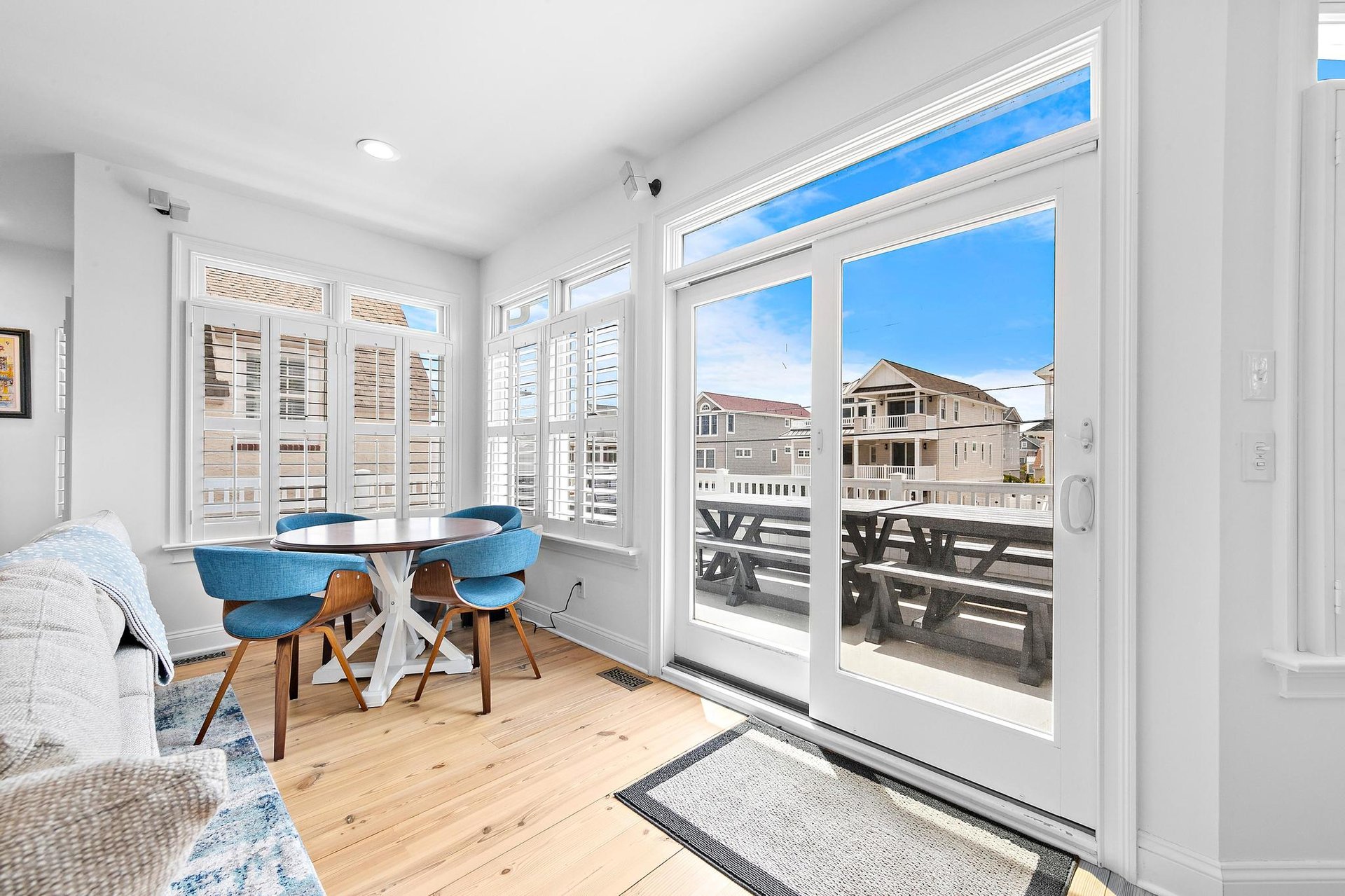 119 Dolphin Ave