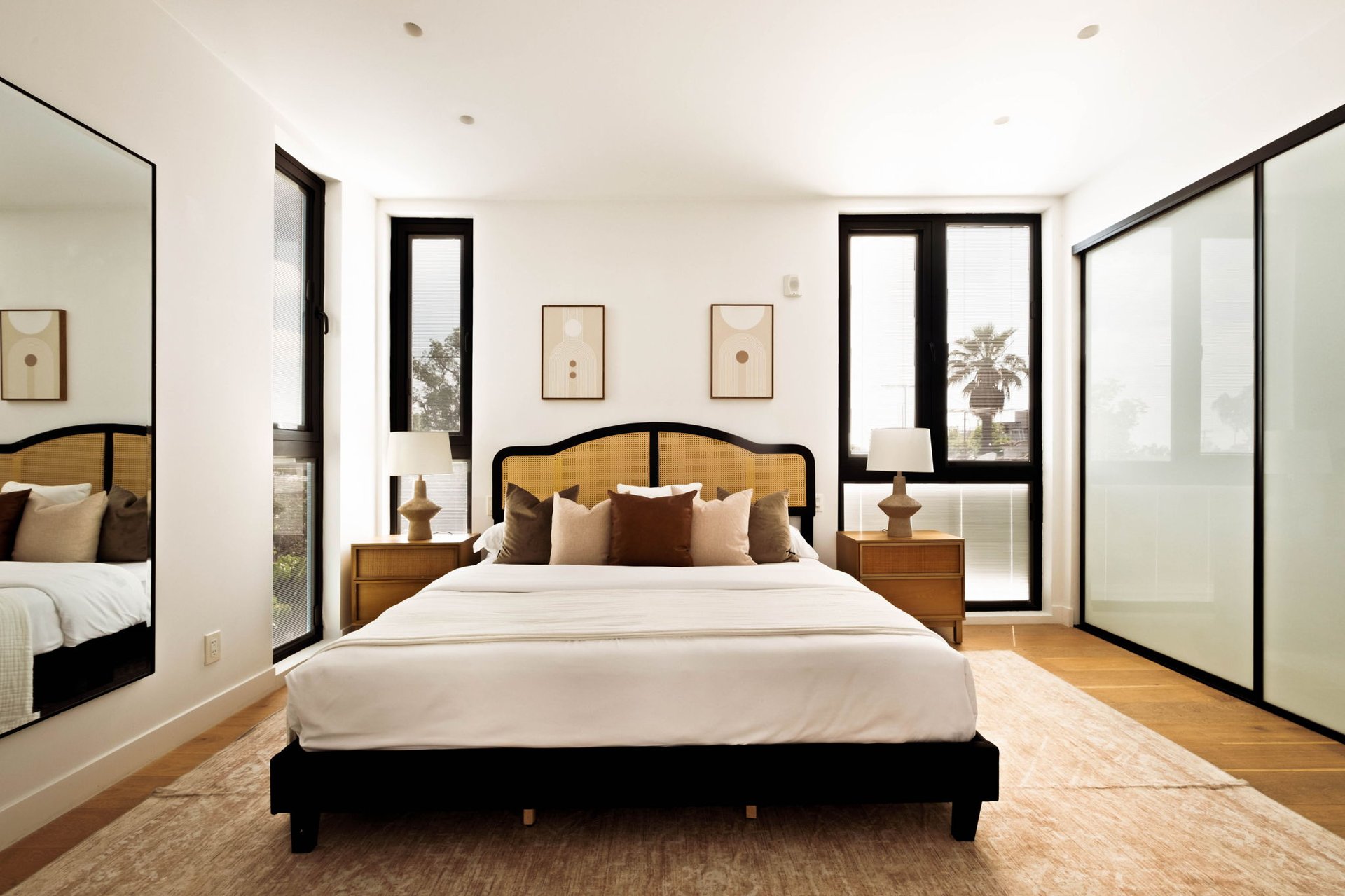1253 N Sweetzer Ave #5, West Hollywood