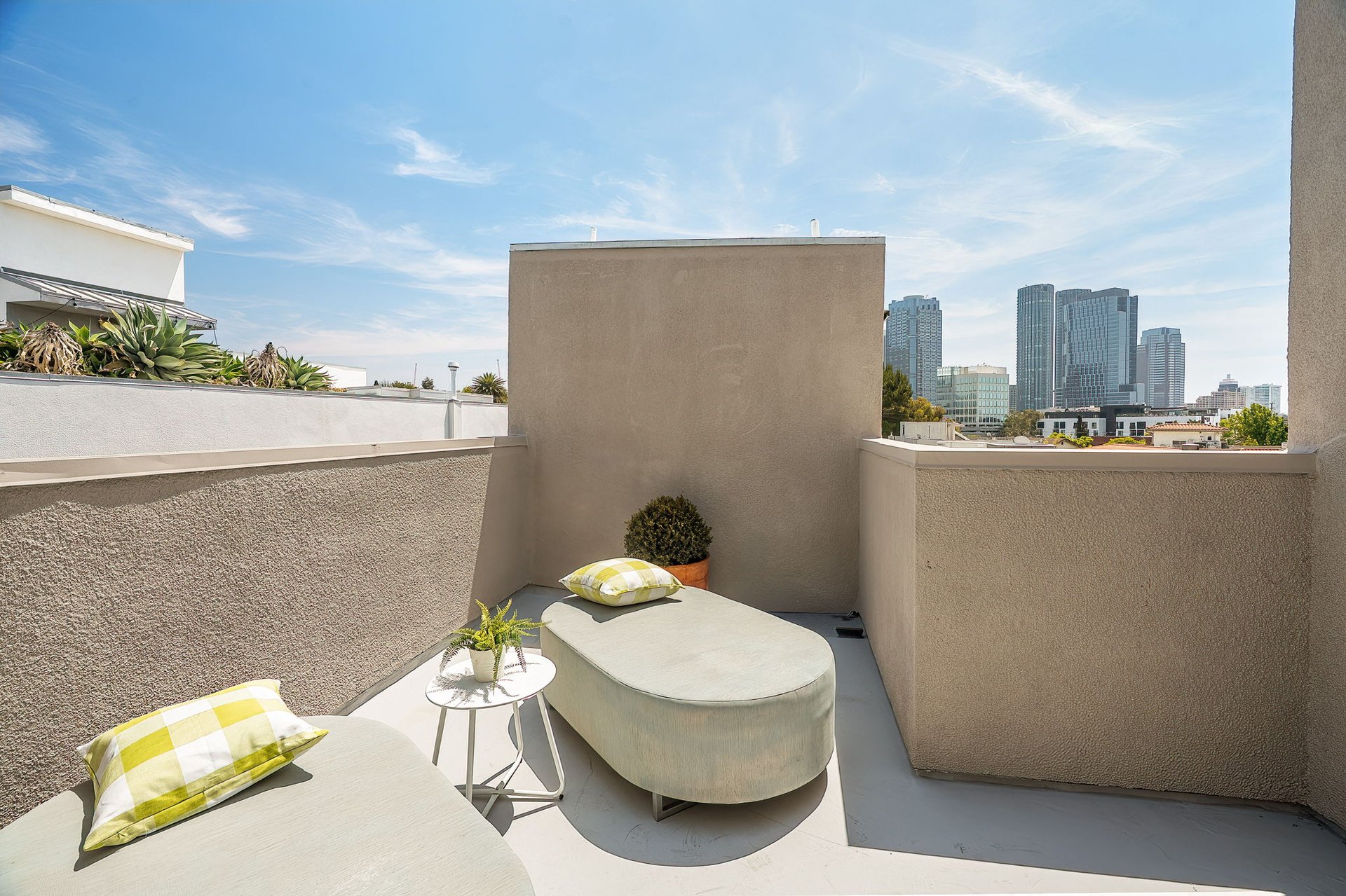 1617 S Beverly Glen Blvd Unit: 404, Westwood