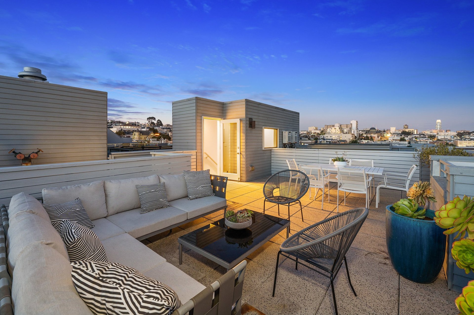 2829 California Street #8C