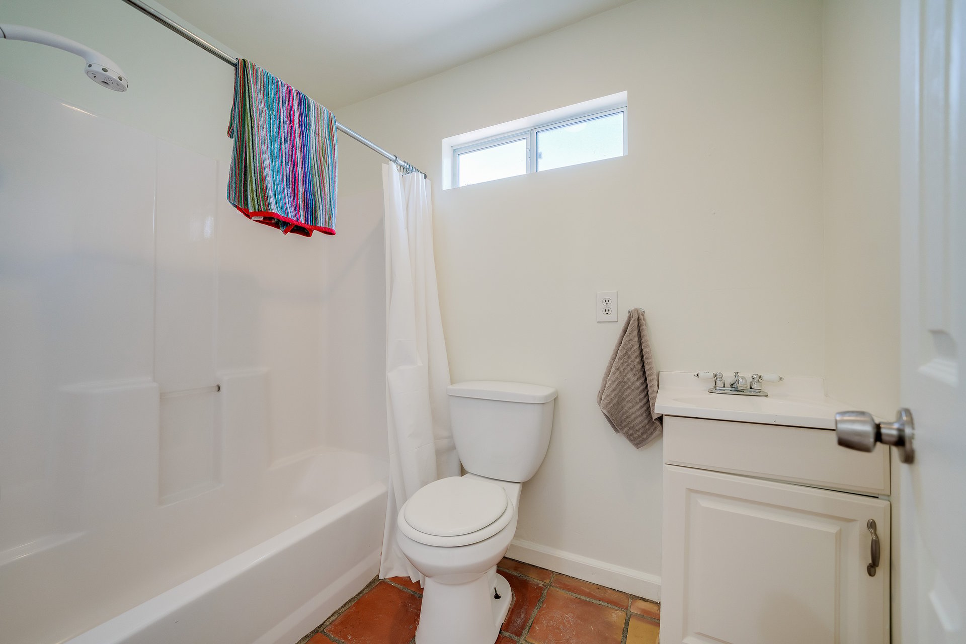 5532 Greenbush Ave.