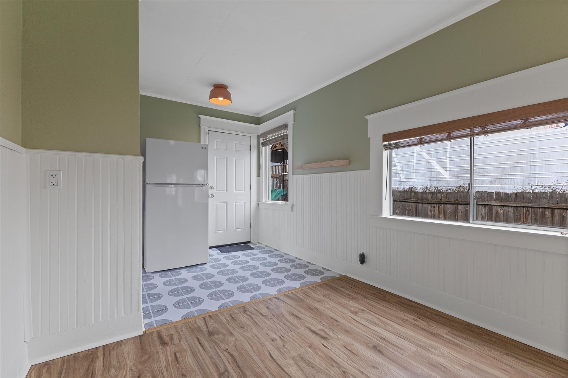 4805 NE 110th Ave
