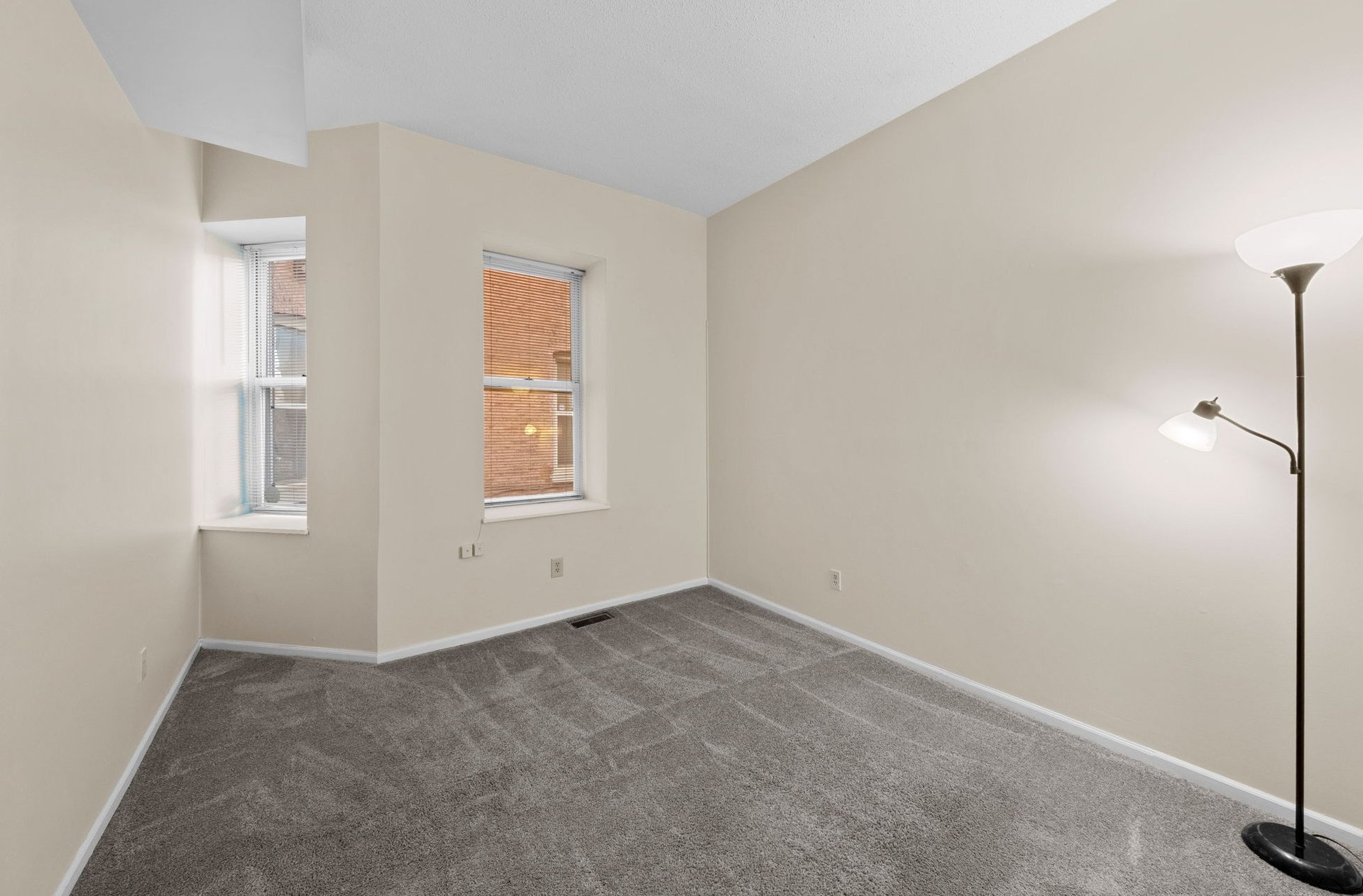 4319 Lindell Blvd Unit #A