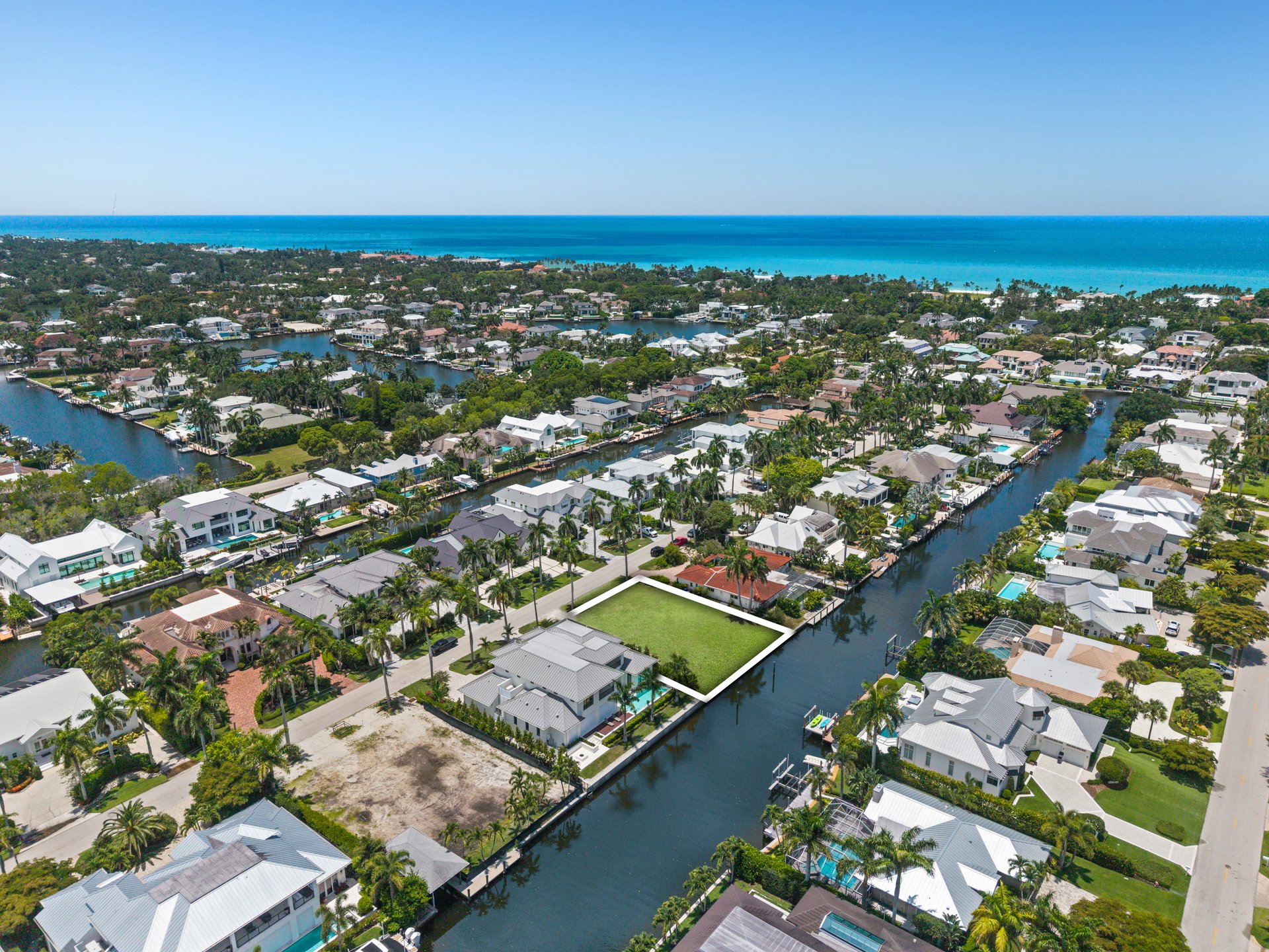 AQUALANE SHORES