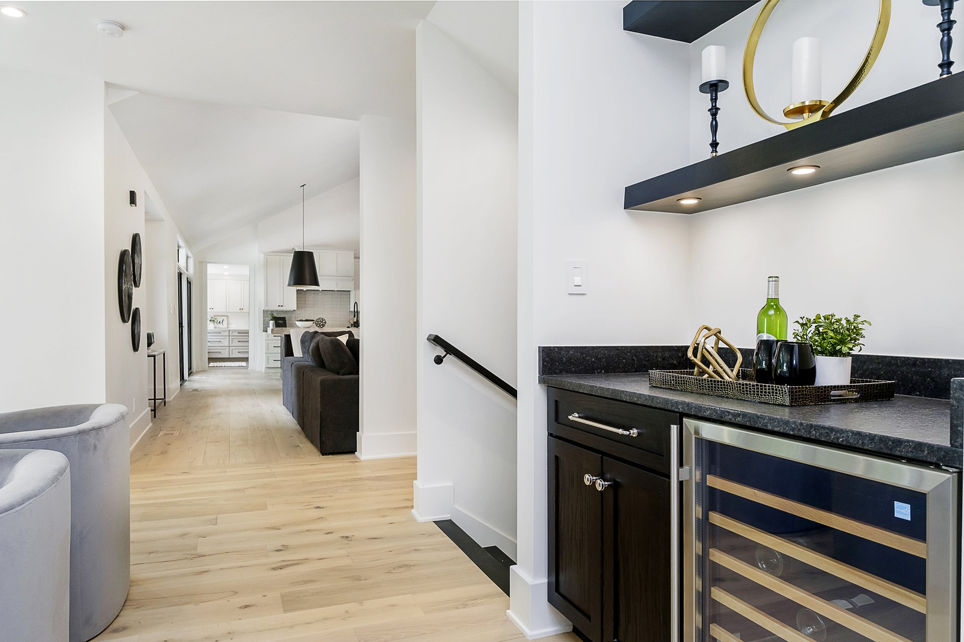 1255 W 161st Street