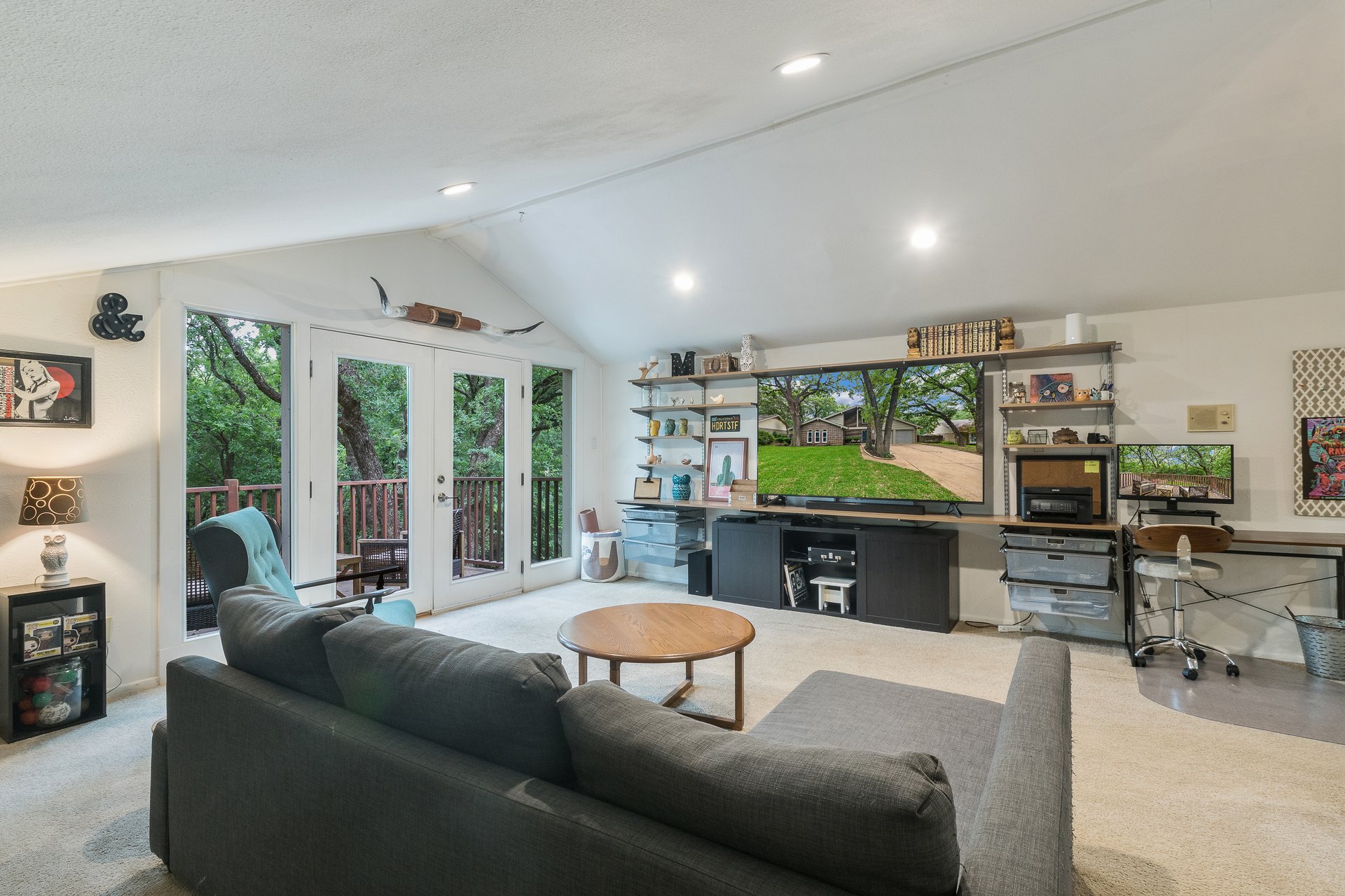 2012 S Meadow Way Circle