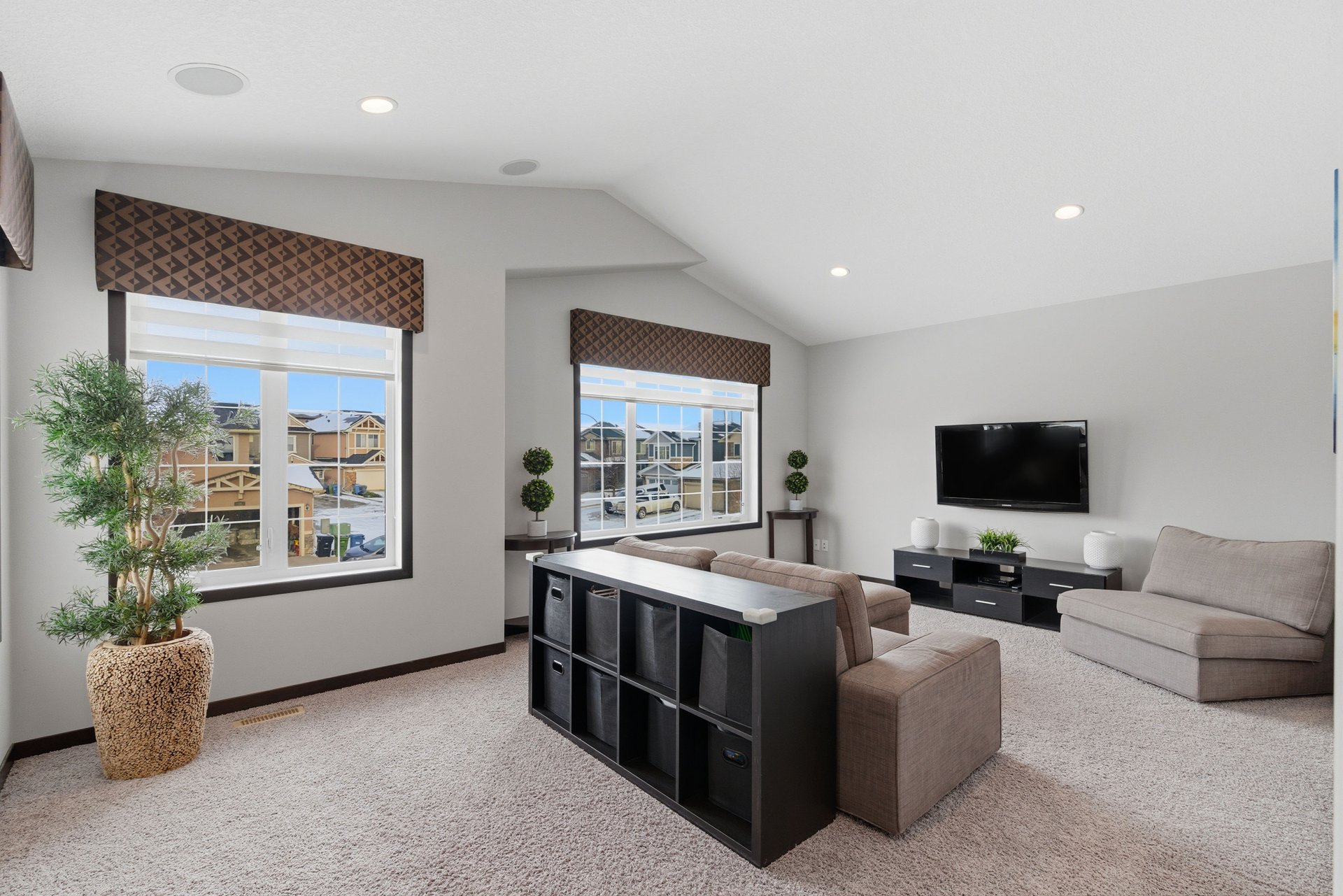 71 Panatella View NW