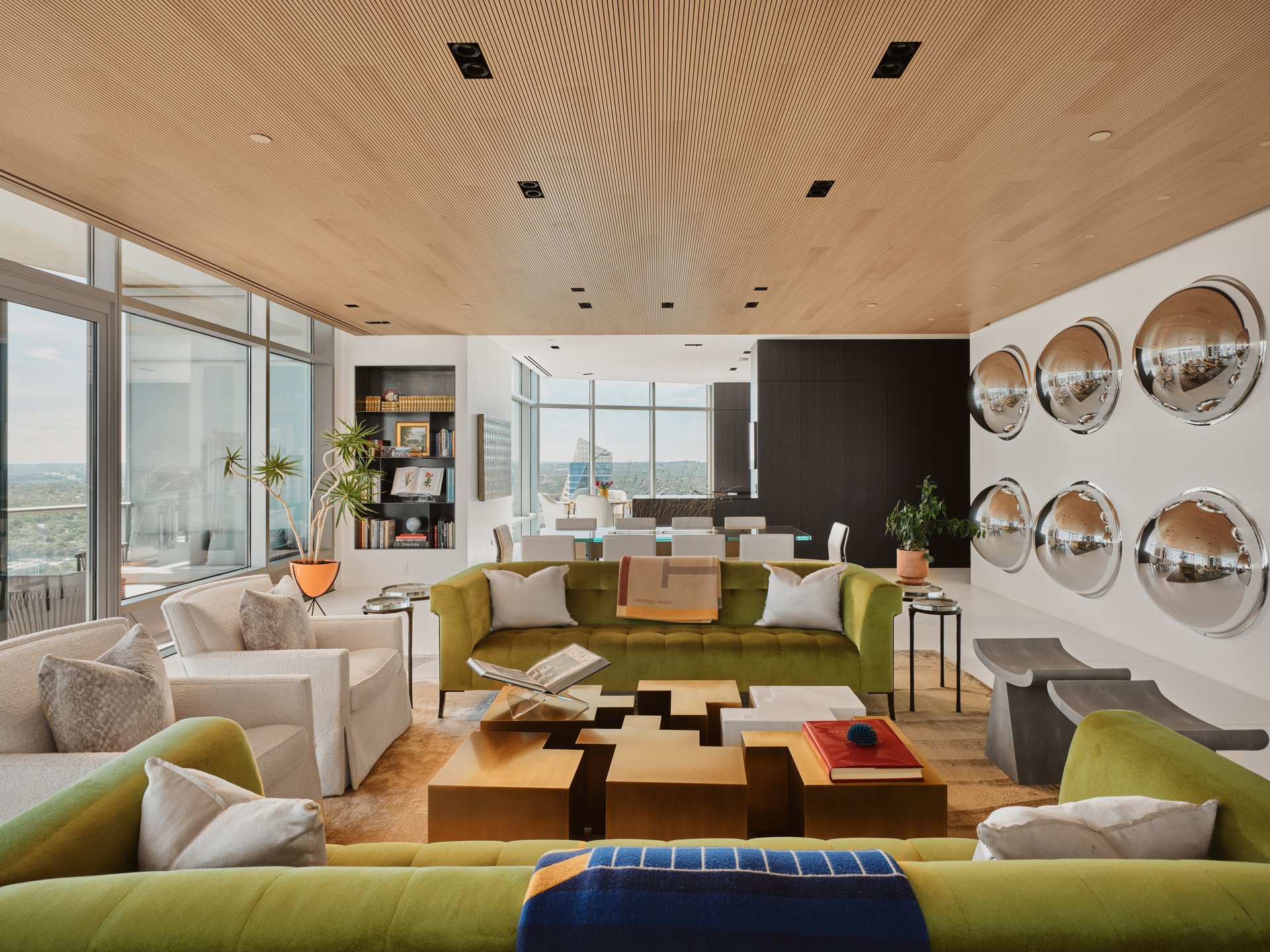 200 Congress Ave #45Z