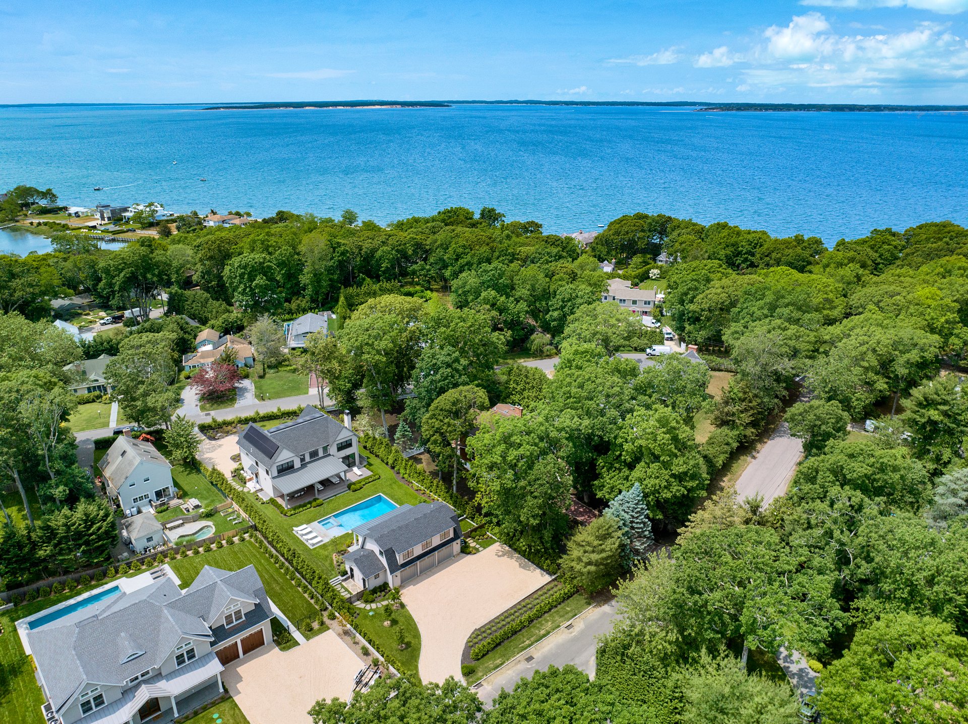 18 Bay View Rd N