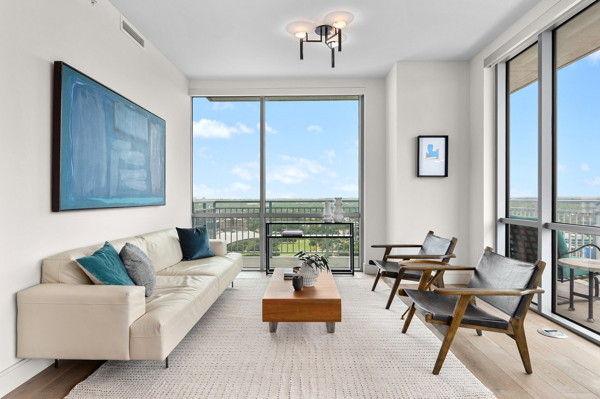 222 West Avenue #2802