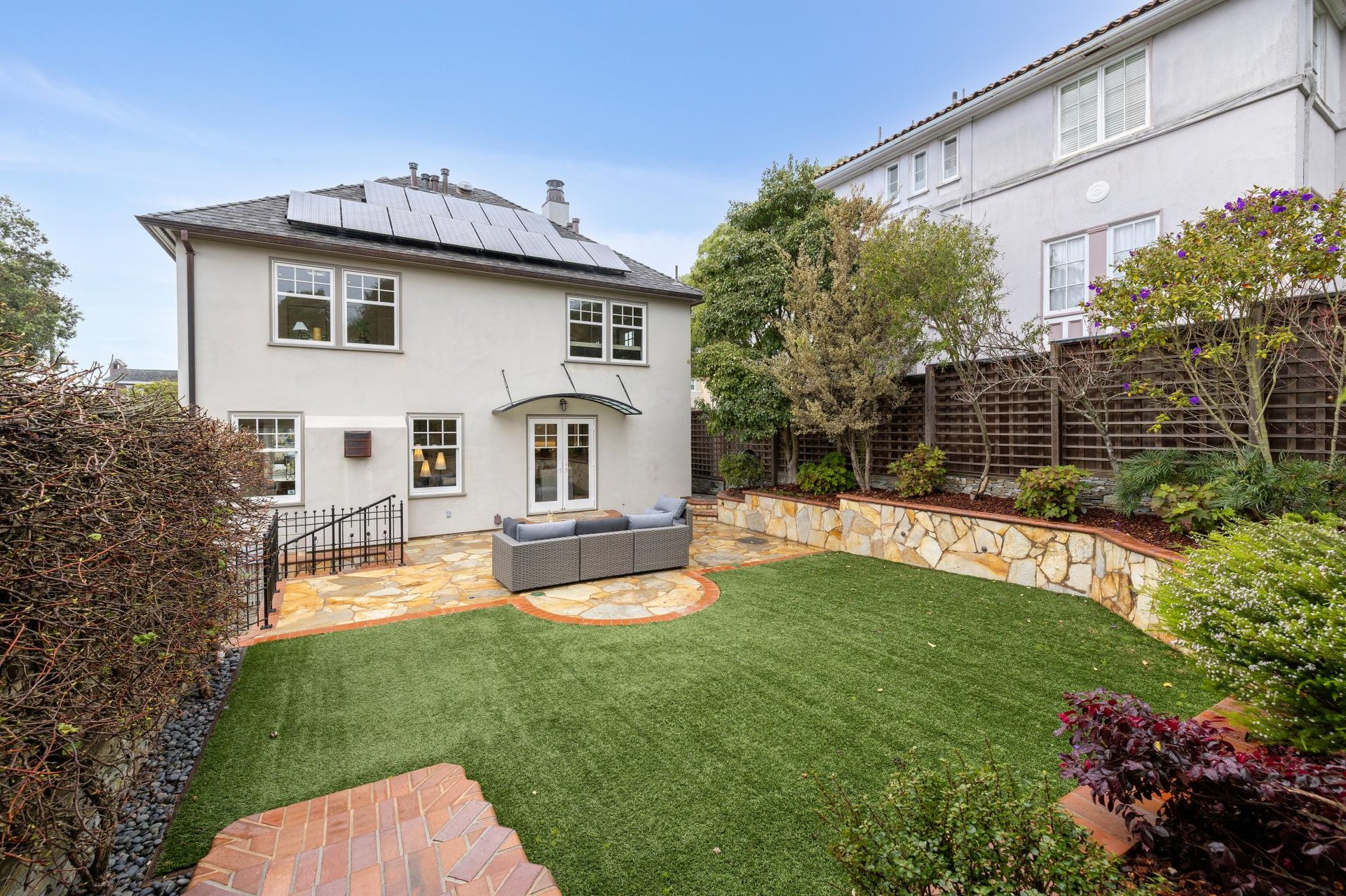 1435 Portola Drive