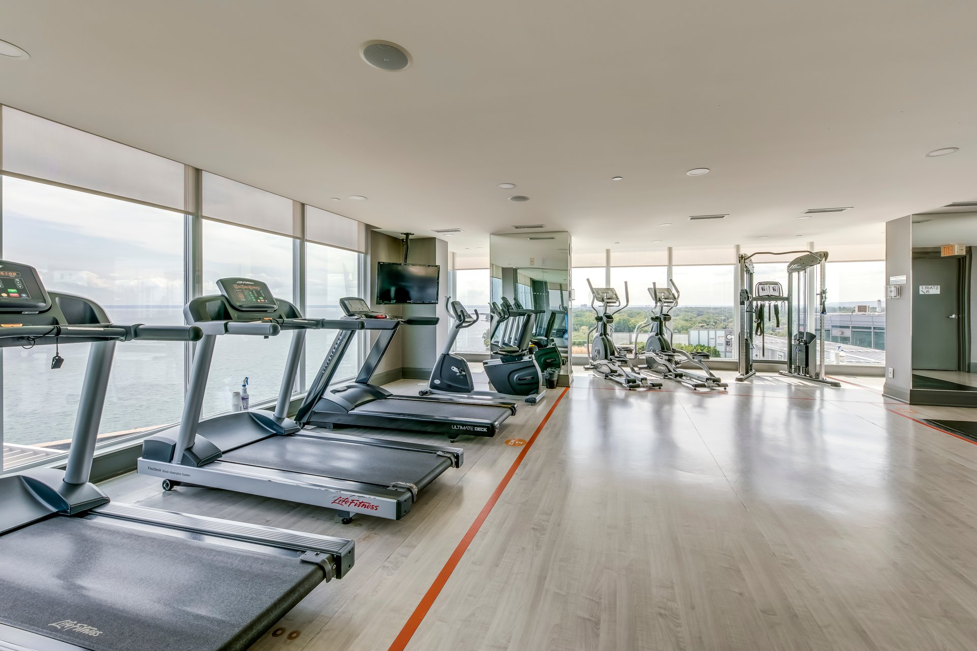 11 Bronte Rd #417