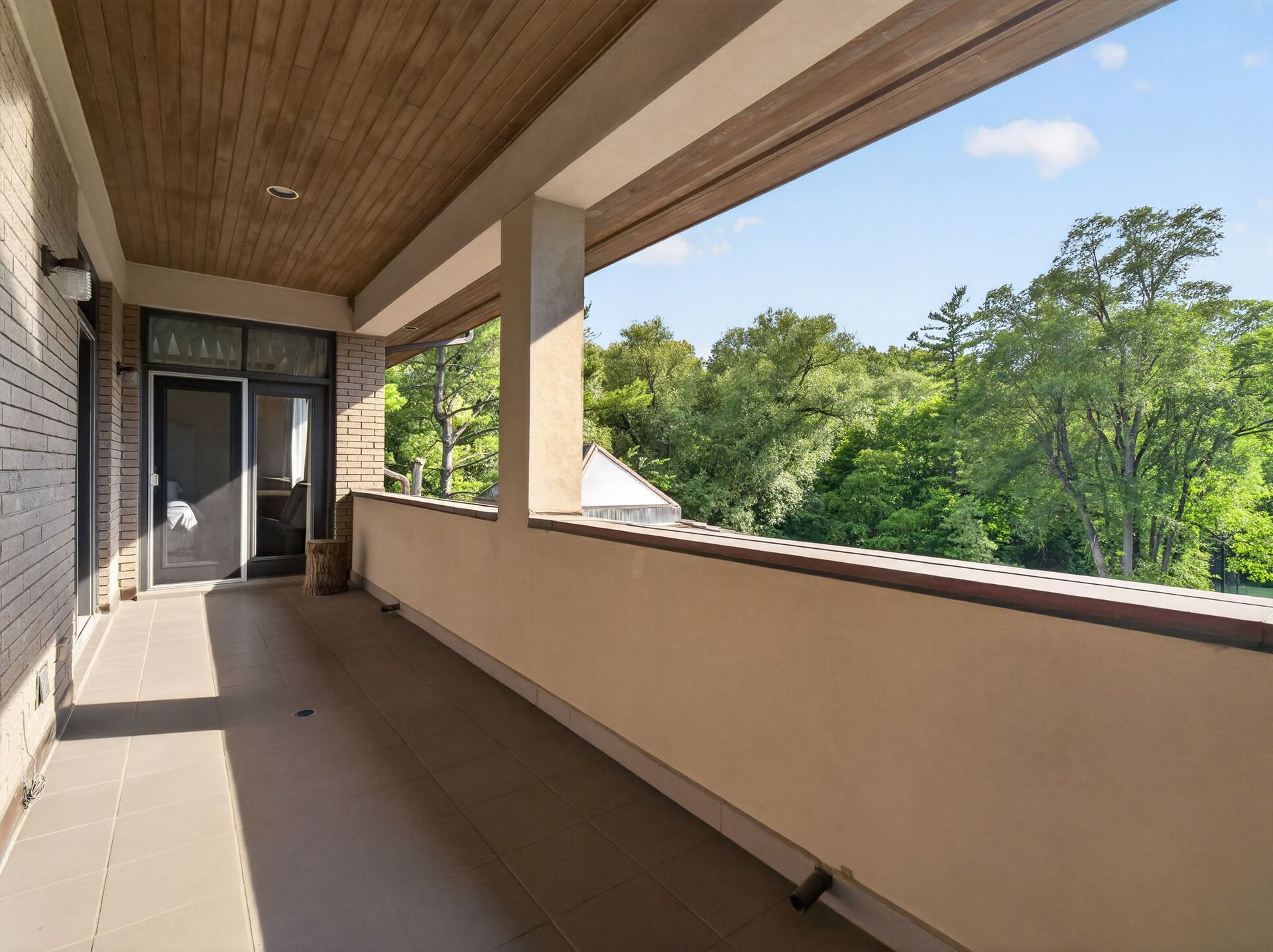 Timeless Transitional Architecture