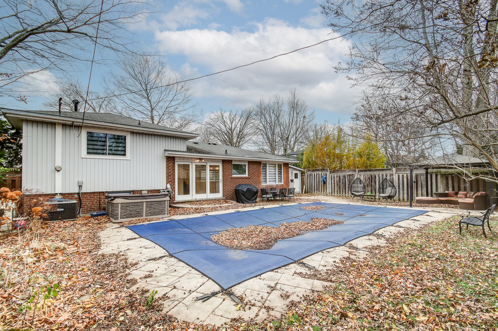 5264 Woodhaven Dr