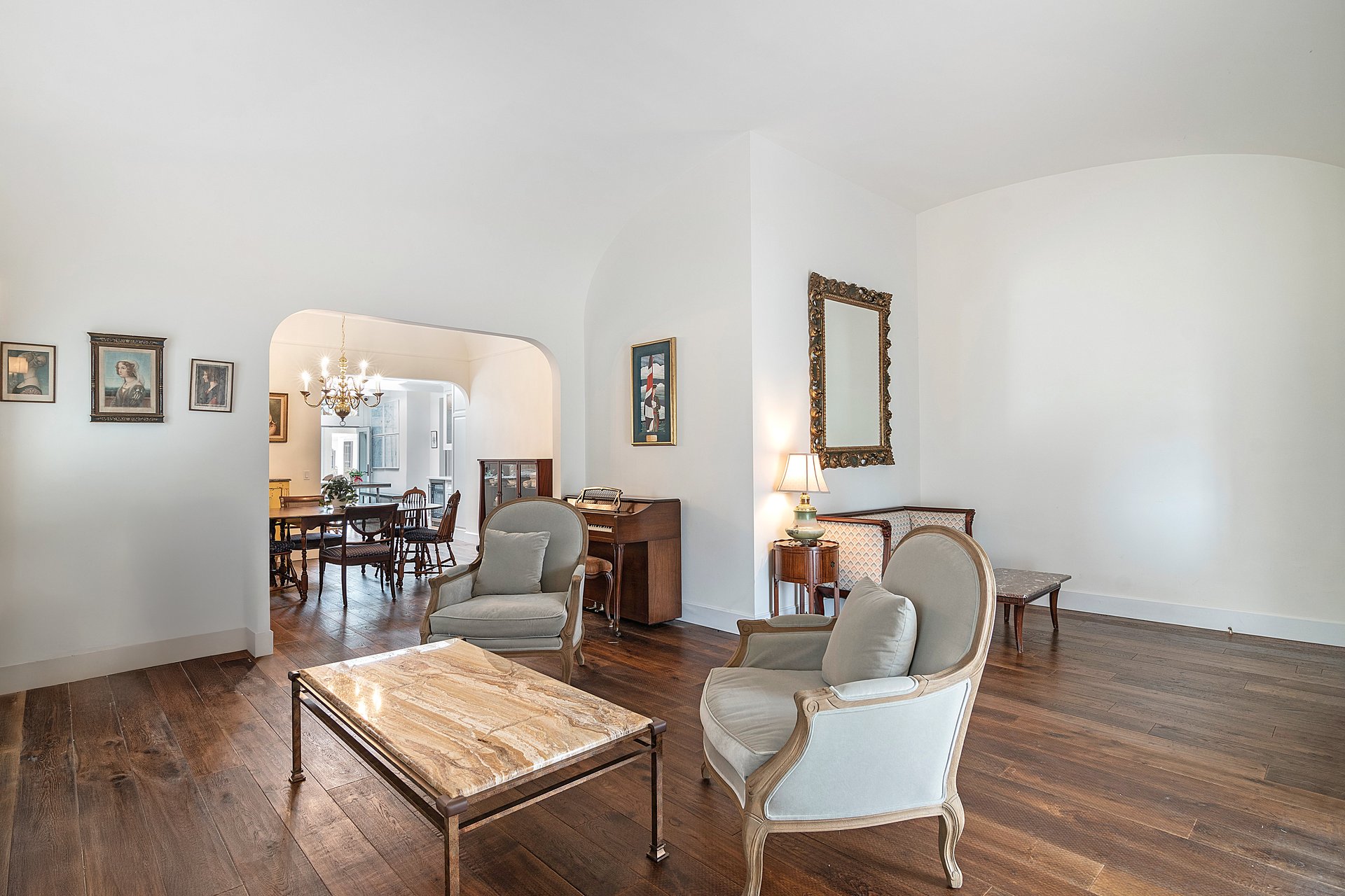 Sanctuary Paradise, N Citrus Ave, 90036