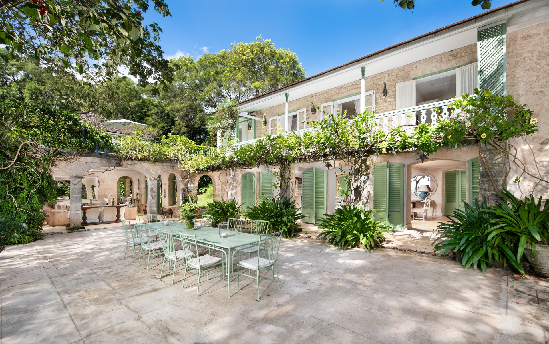 Fustic Estate