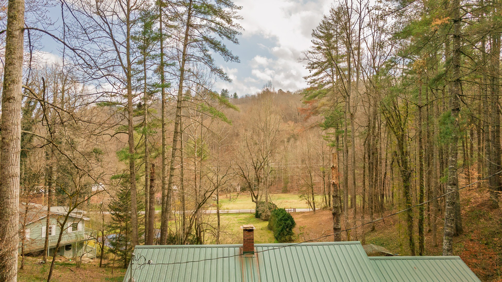 2035 Wayah Rd.