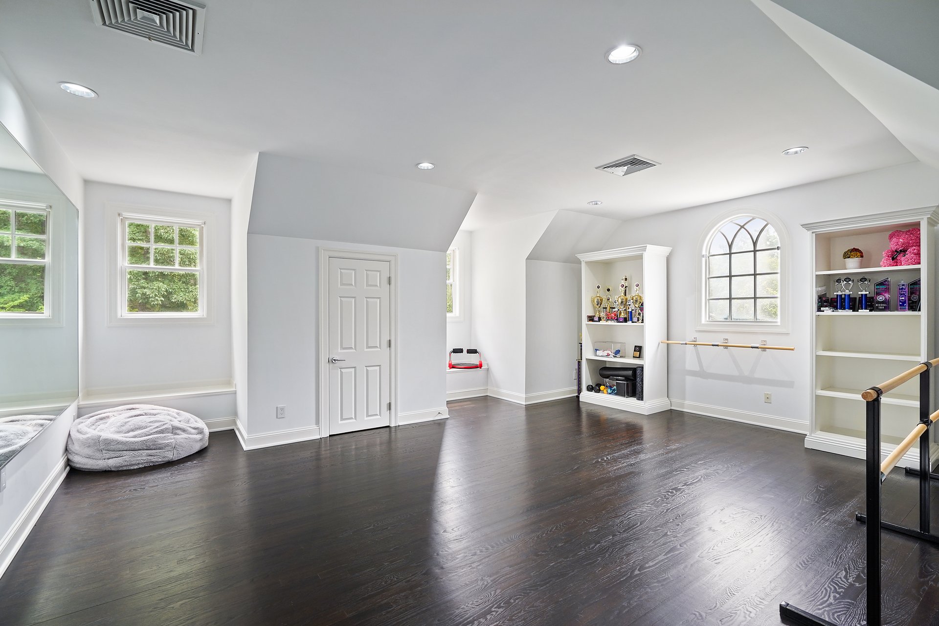487 Bedford Center Road