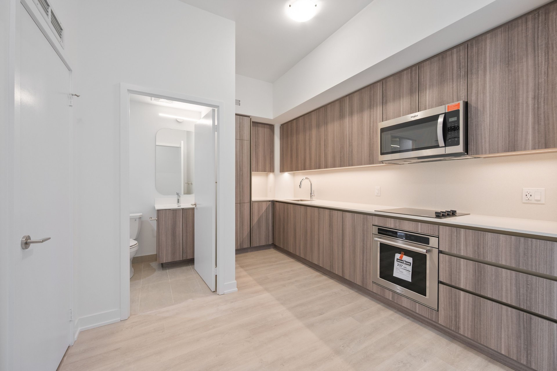 15 Richardson Street #515
