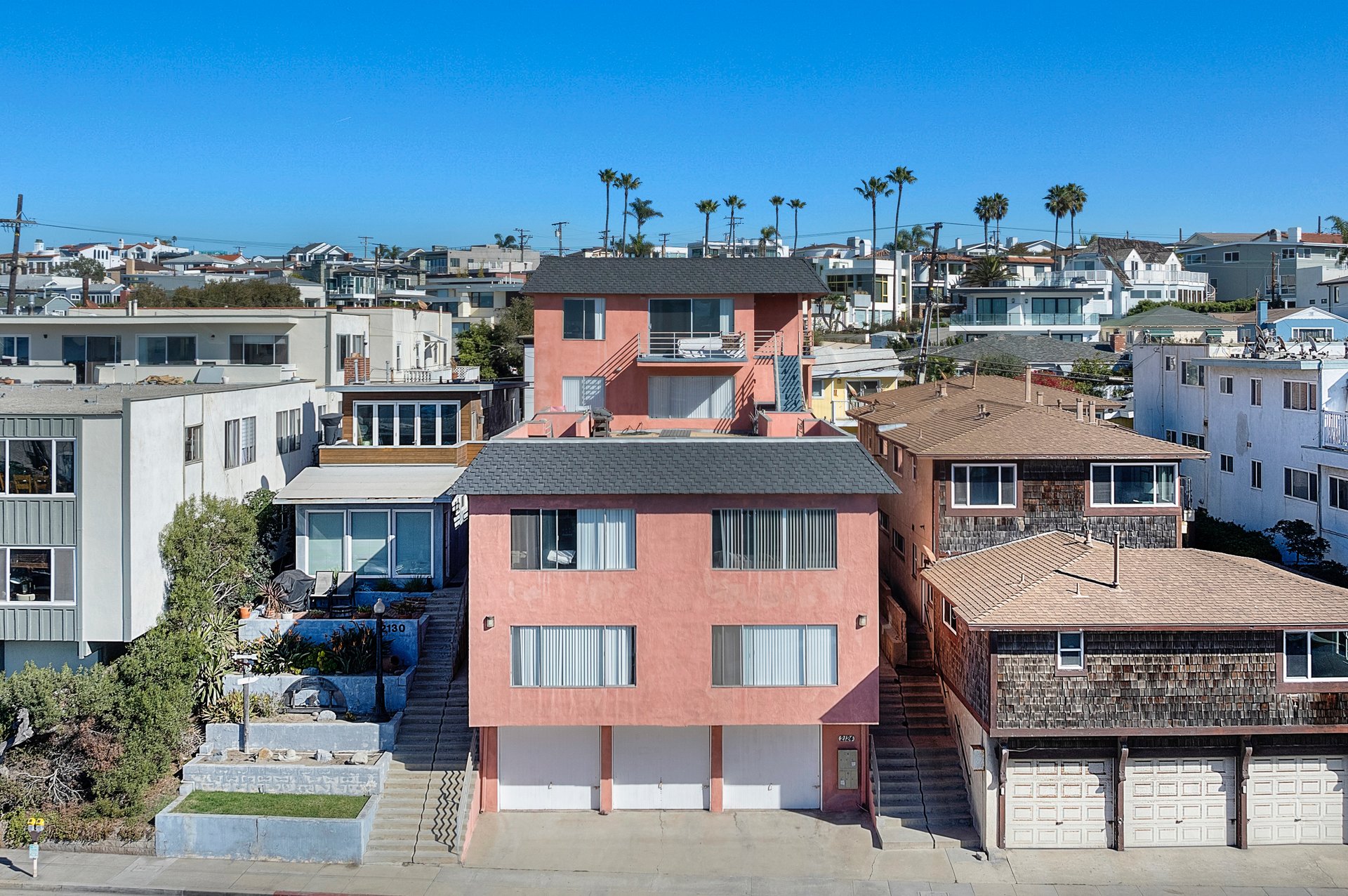 2124 Hermosa Avenue