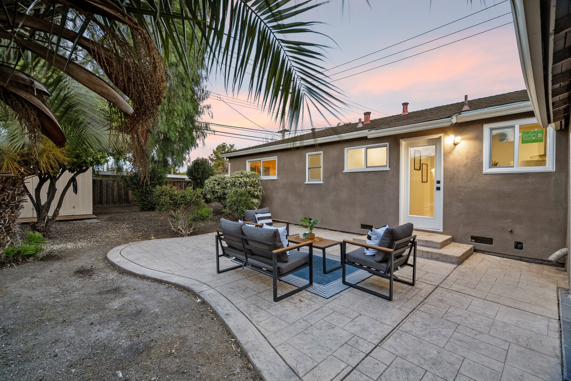 2431 Pilot Knob DR