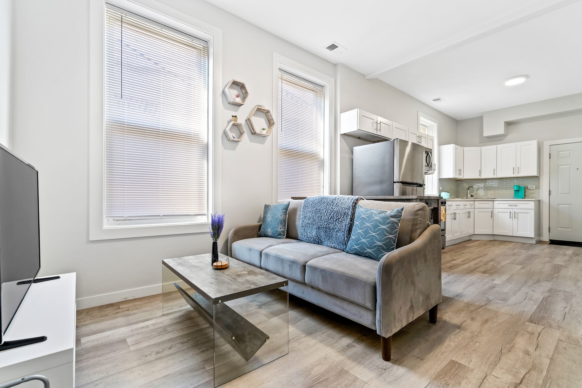 1226 W 31st Pl  Chicago, IL 60608