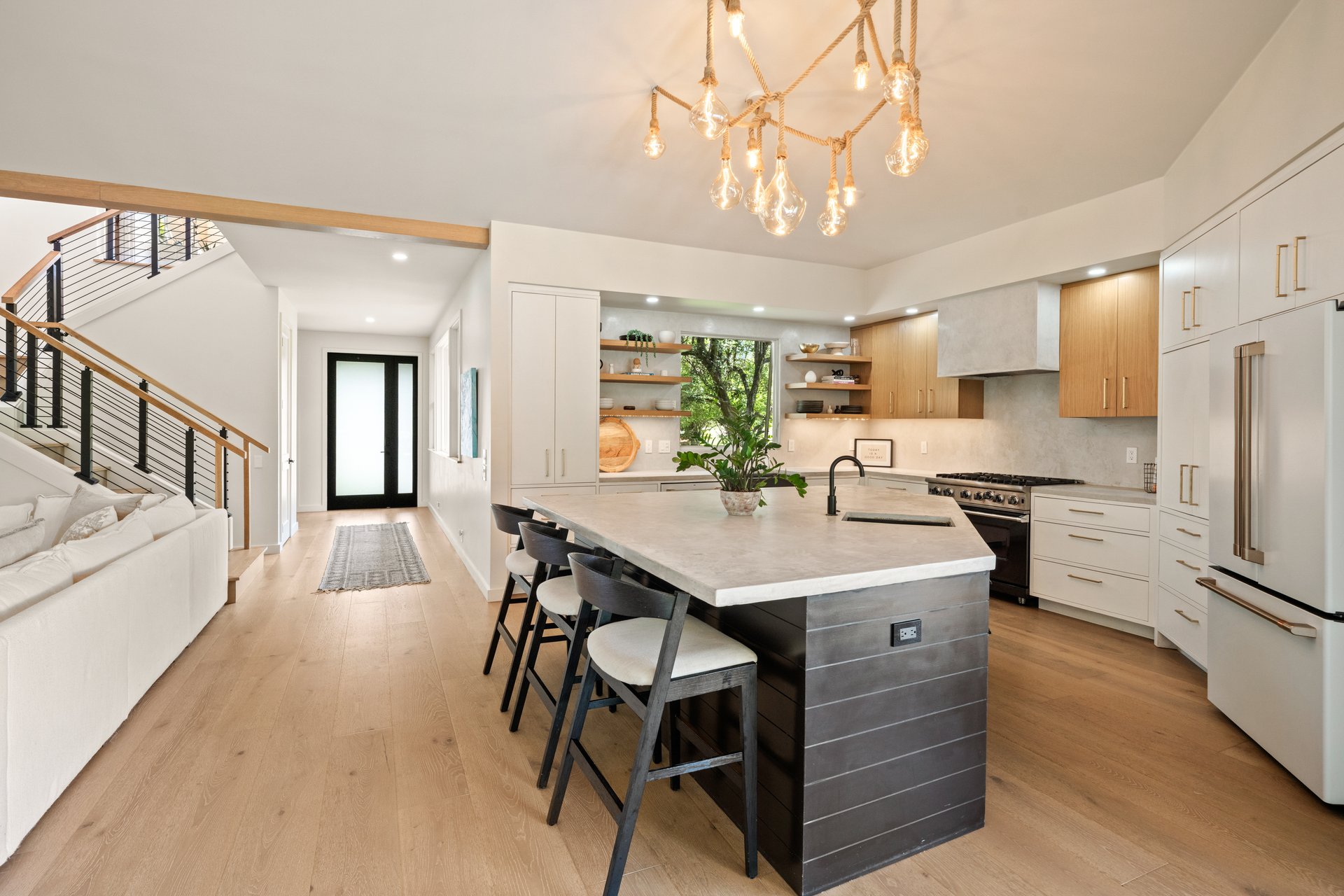 4066 Private Address Dr