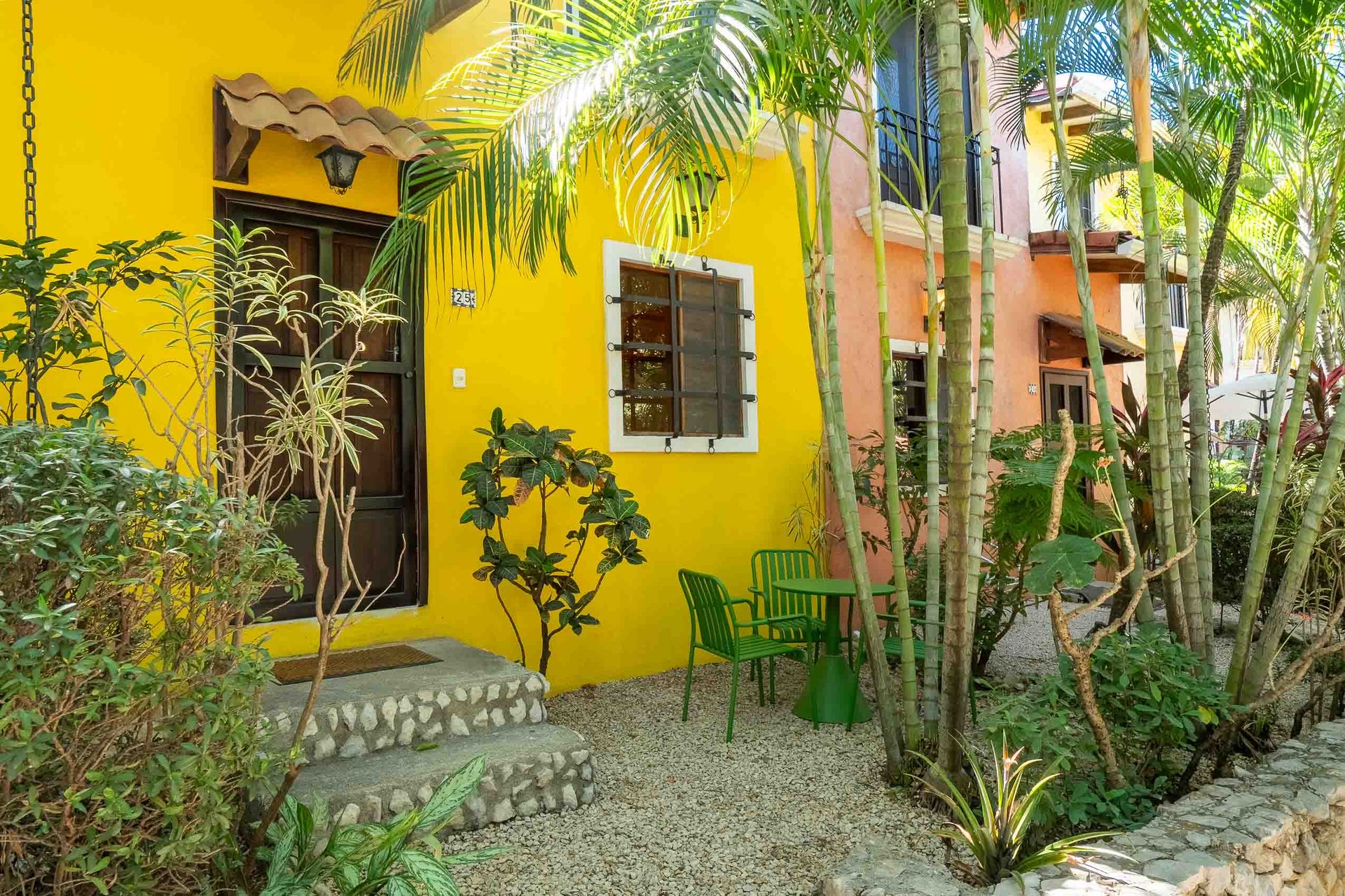 Pueblo del Mar 25 | Fully Renovated, Furnished Condo in Walkable Tamarindo