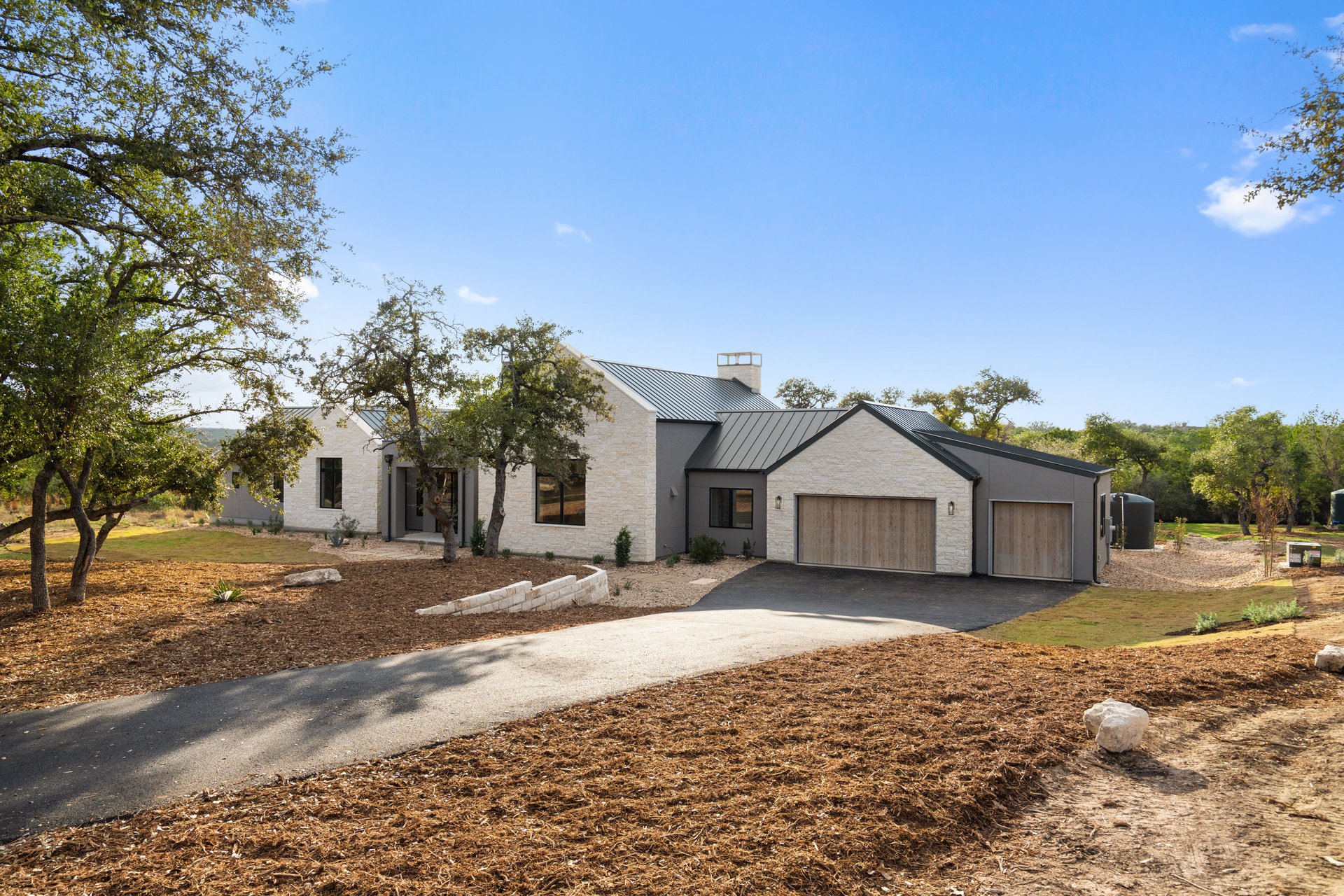 Oakstone Place